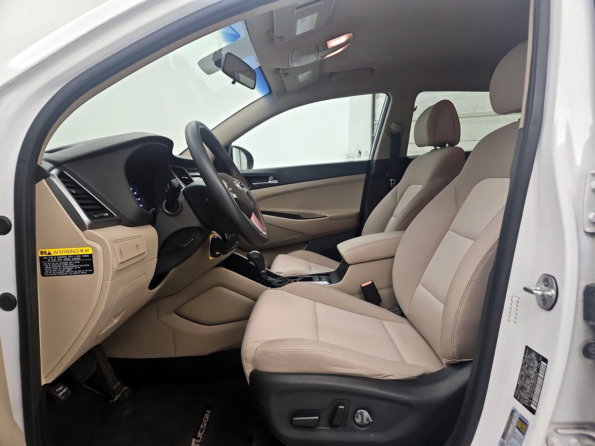 Thumbnail: 2017 Hyundai Tucson - 11