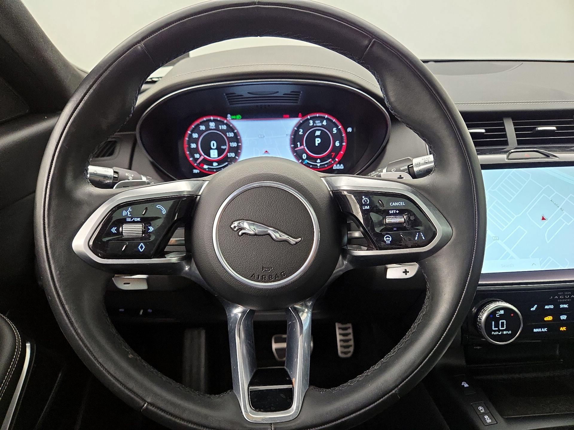 Thumbnail: 2021 Jaguar E-Pace - 10