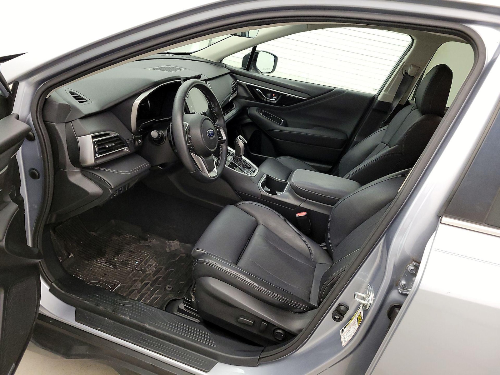 2022 Subaru Outback Limited - Photo 12