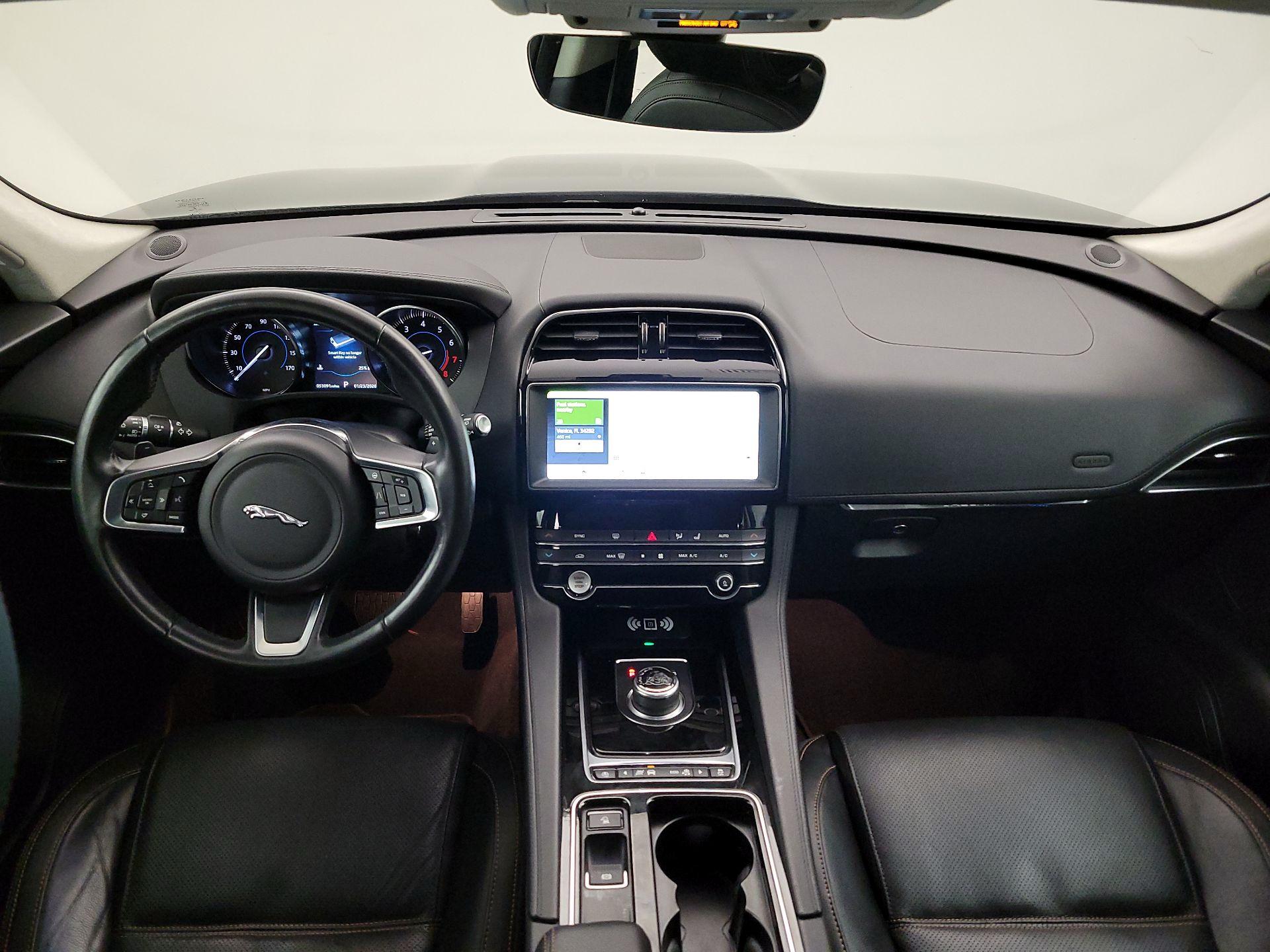 Thumbnail: 2020 Jaguar F-Pace - 9