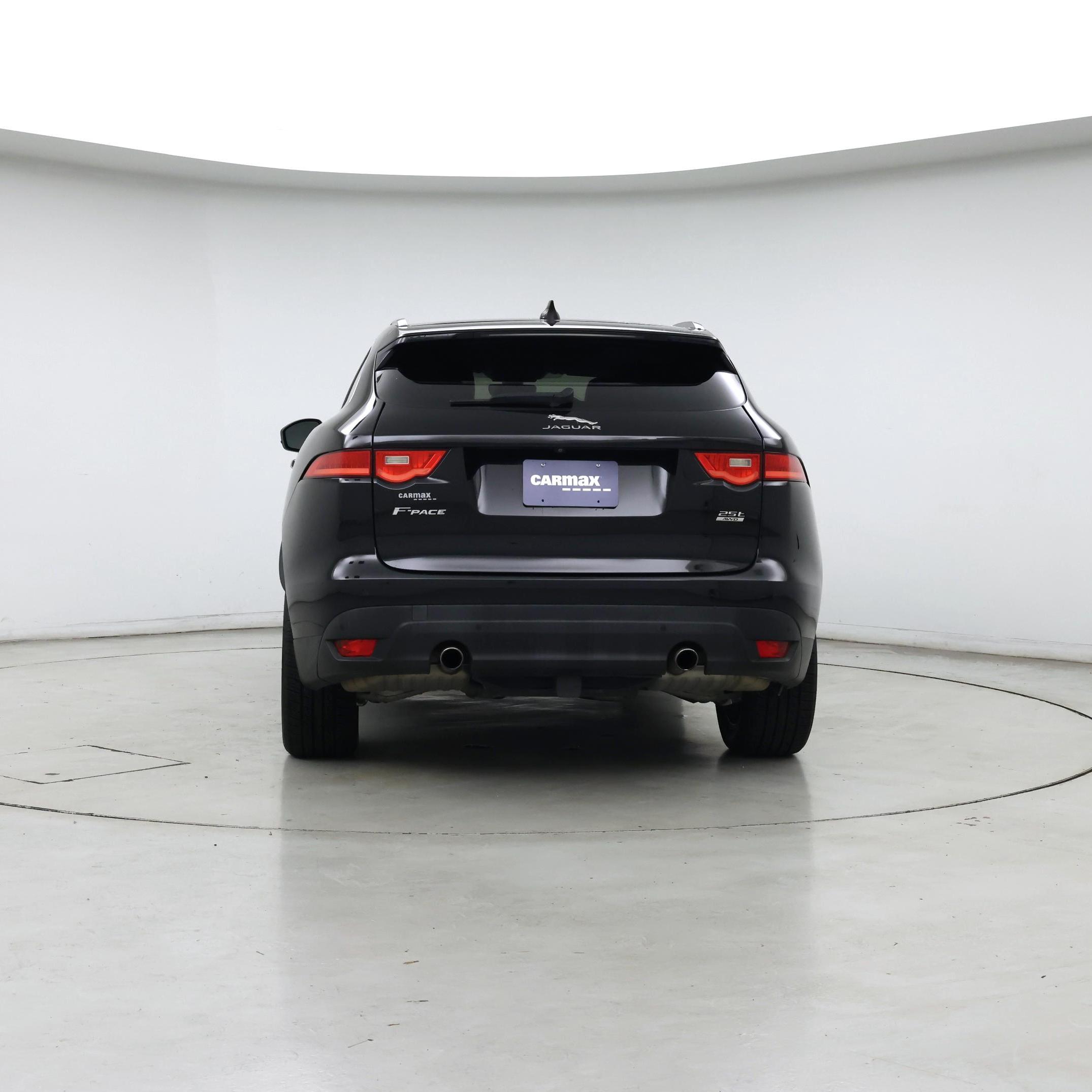 Thumbnail: 2020 Jaguar F-Pace - 6