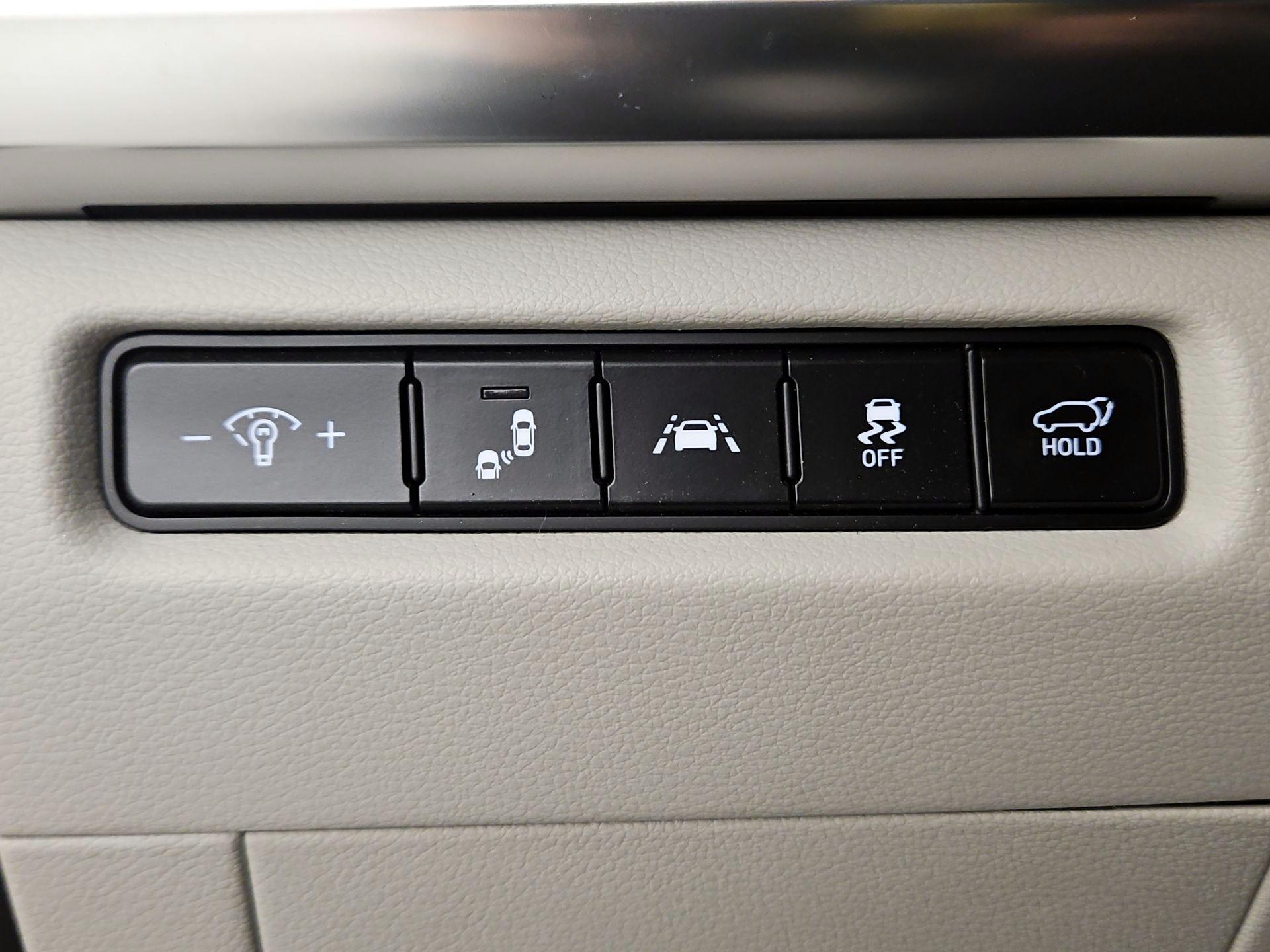 Thumbnail: 2022 Kia Telluride - 13