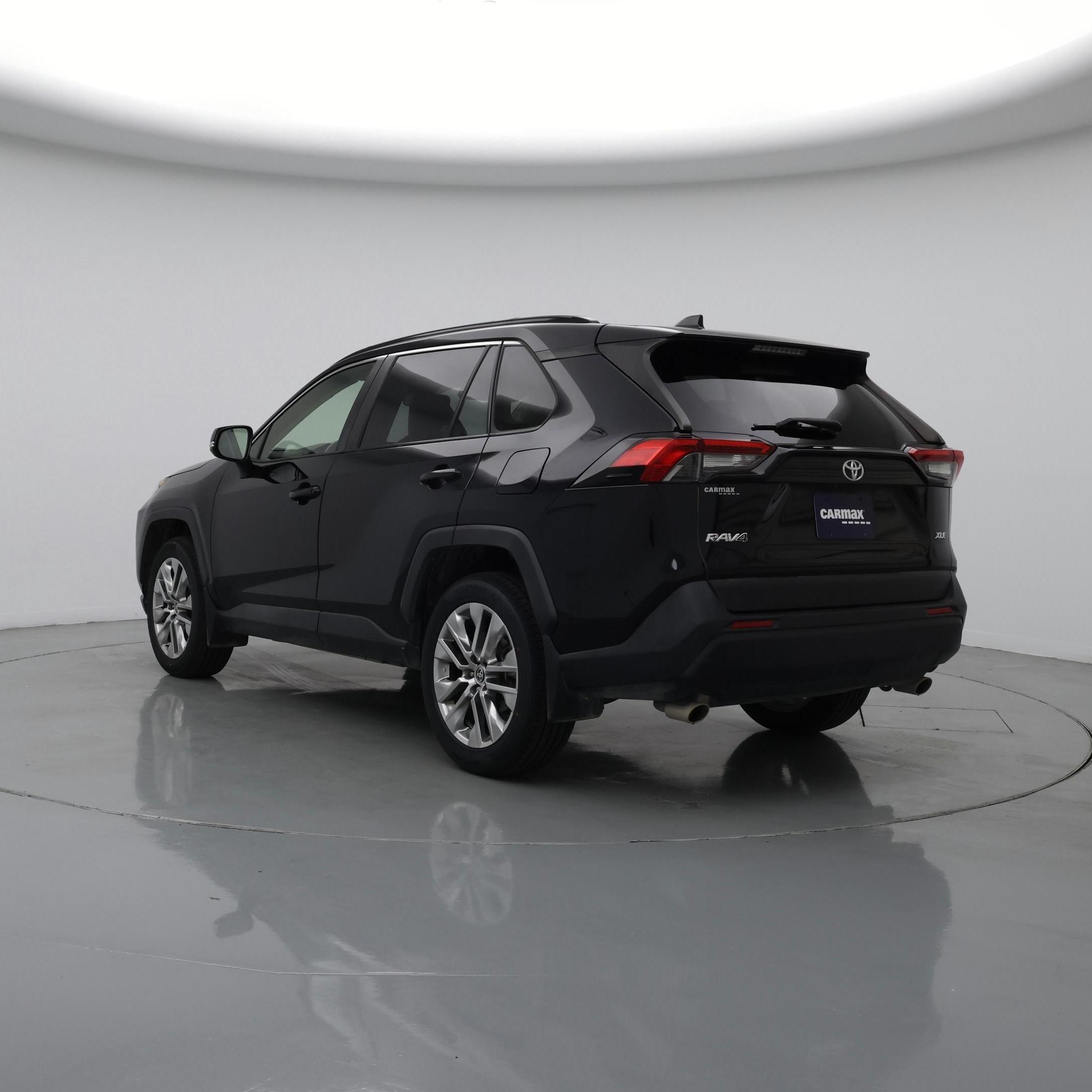 Thumbnail: 2020 Toyota RAV4 - 2
