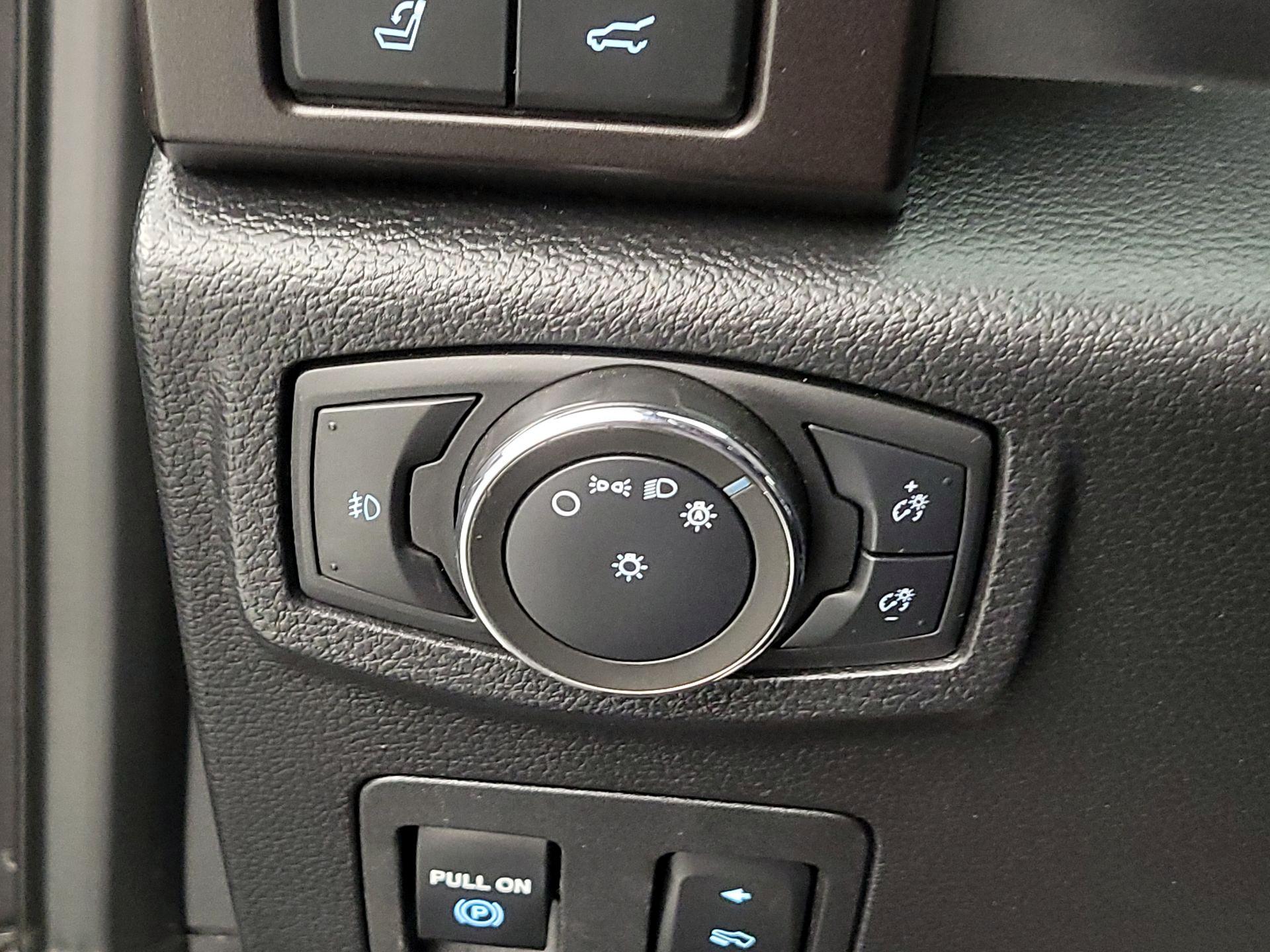 Thumbnail: 2021 Ford Expedition - 13