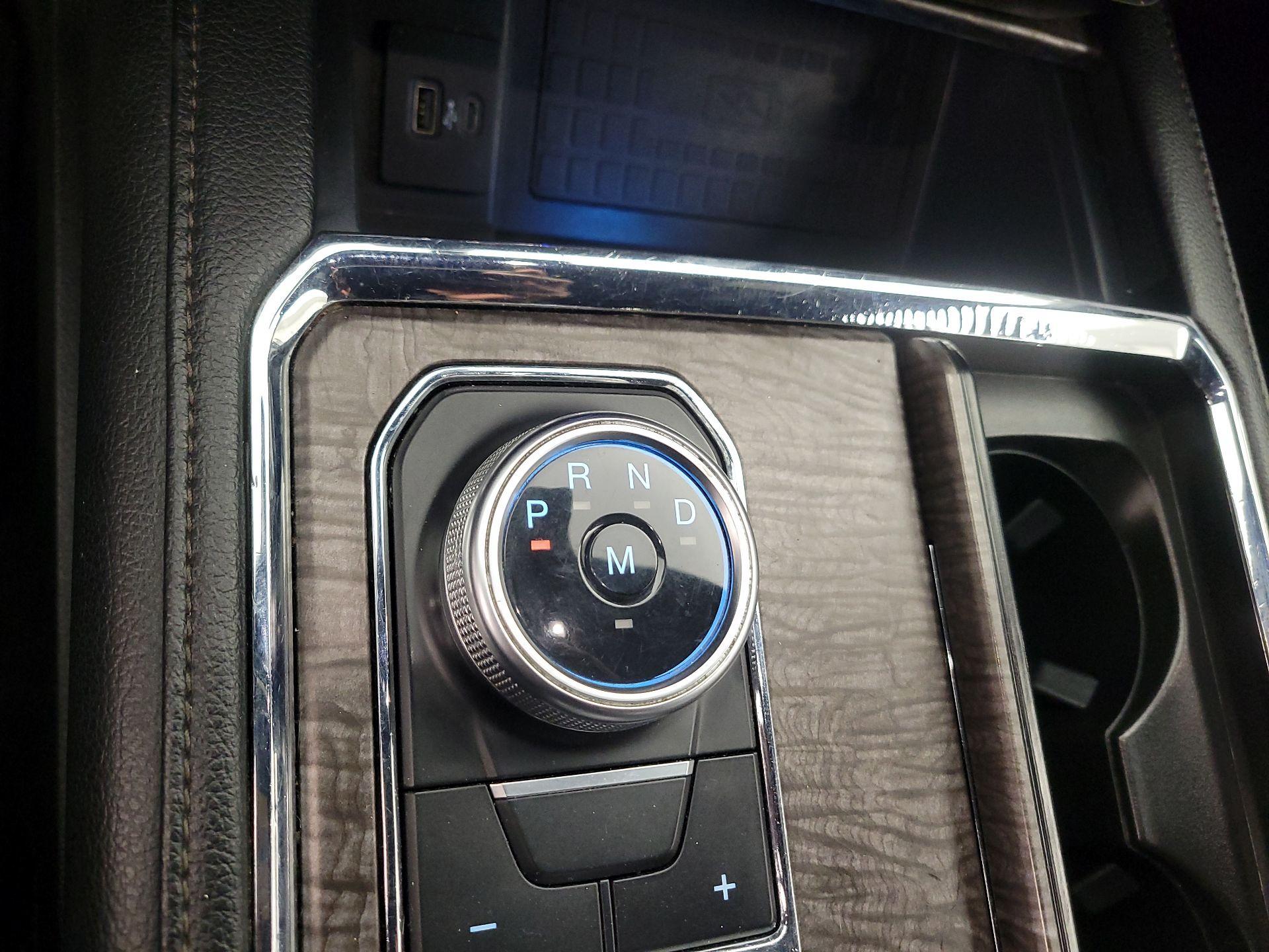 Thumbnail: 2021 Ford Expedition - 17