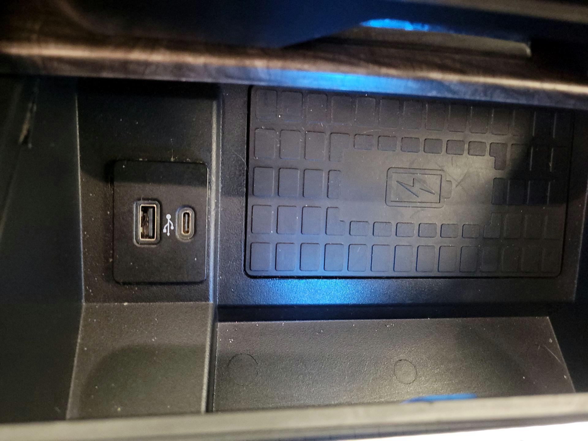 Thumbnail: 2021 Ford Expedition - 18