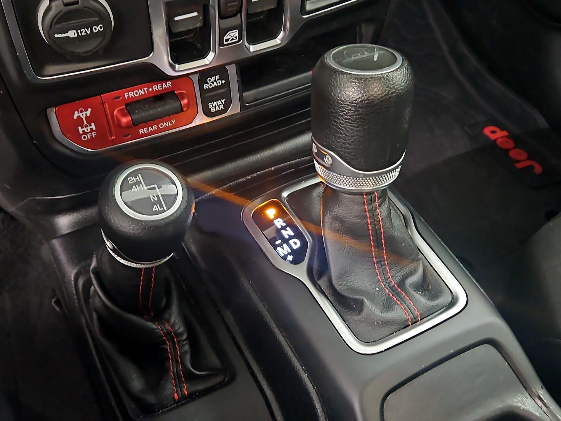 Thumbnail: 2020 Jeep Gladiator - 17