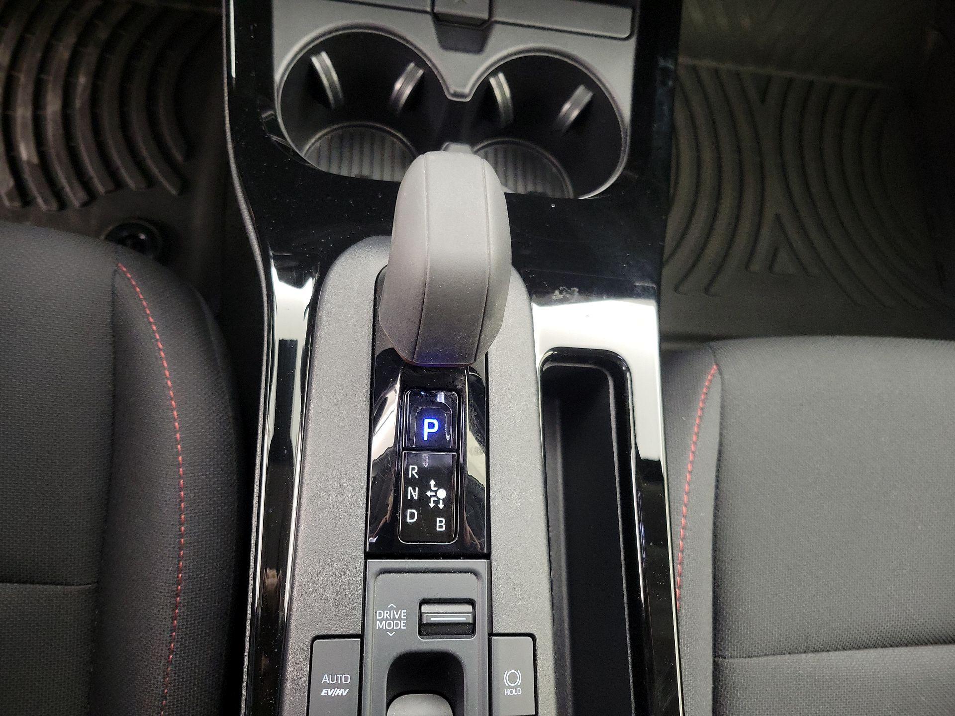 Thumbnail: 2024 Toyota Prius Prime - 17