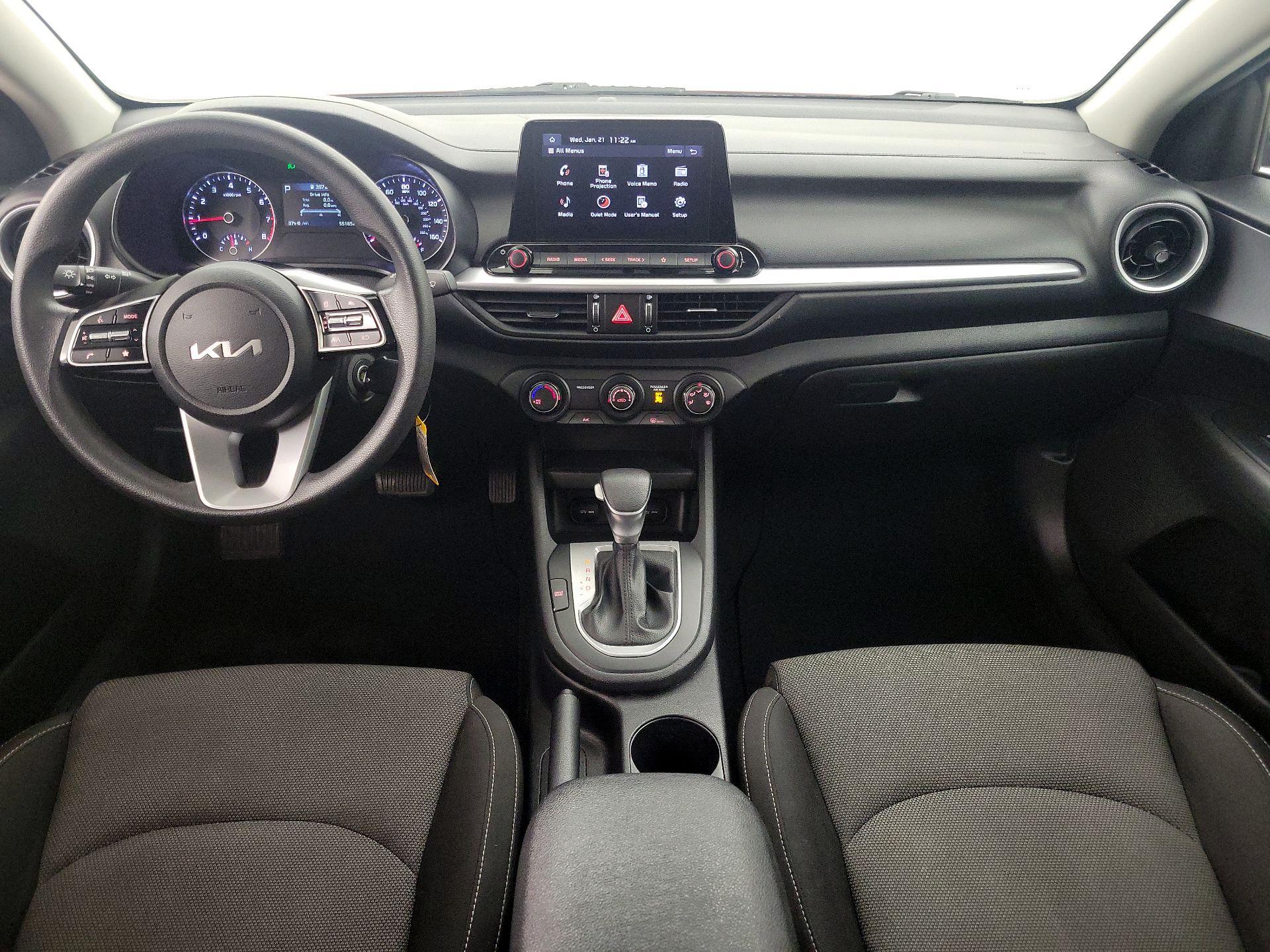 Thumbnail: 2023 Kia Forte - 9