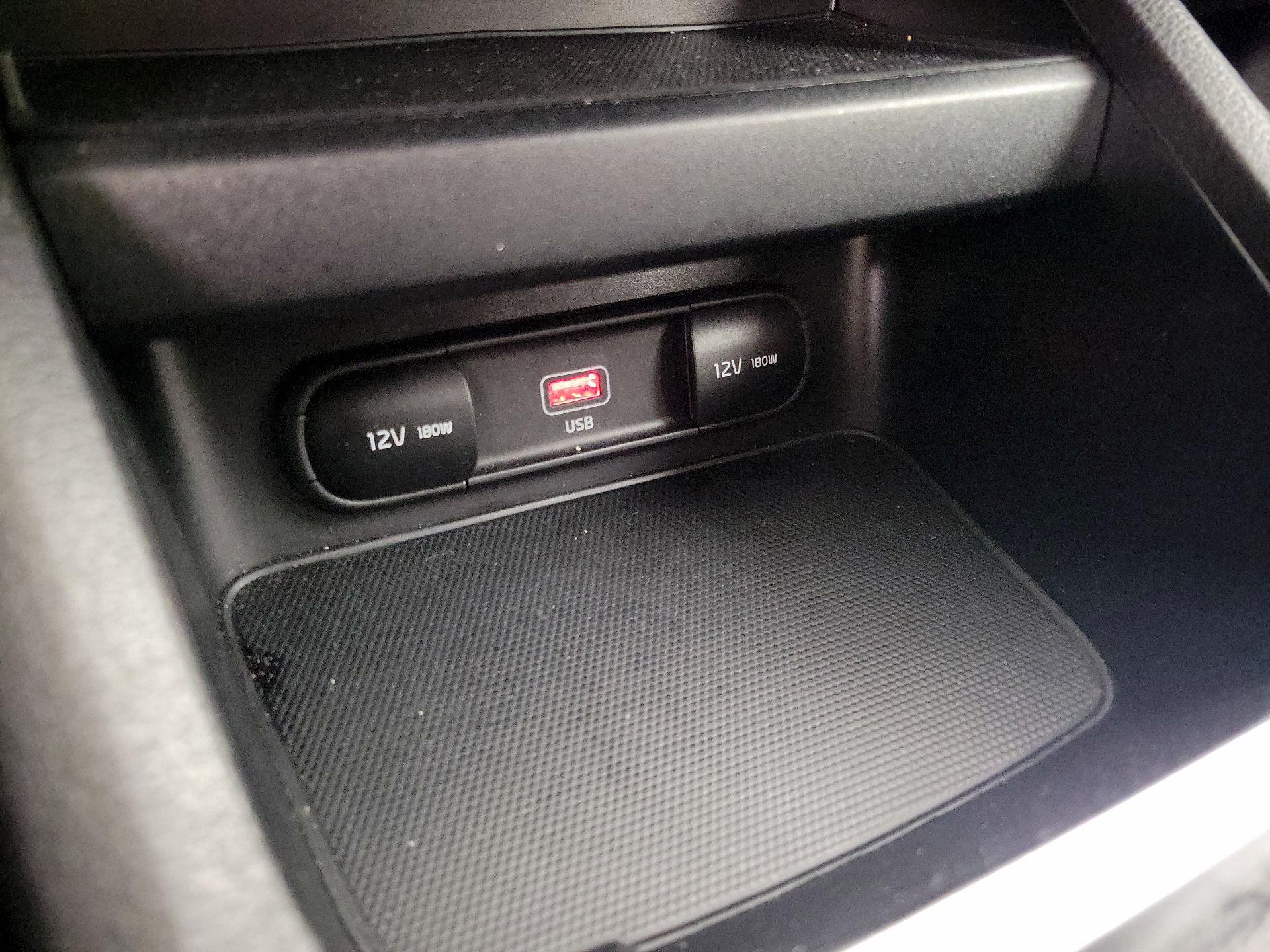 Thumbnail: 2023 Kia Forte - 18