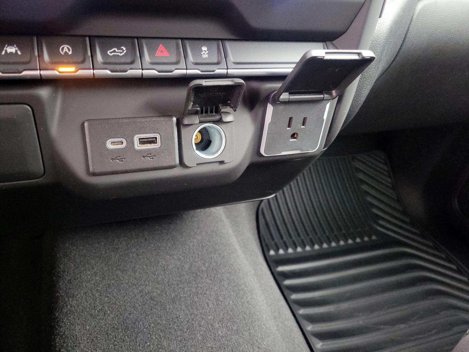 Thumbnail: 2022 Chevrolet Silverado 1500 - 18