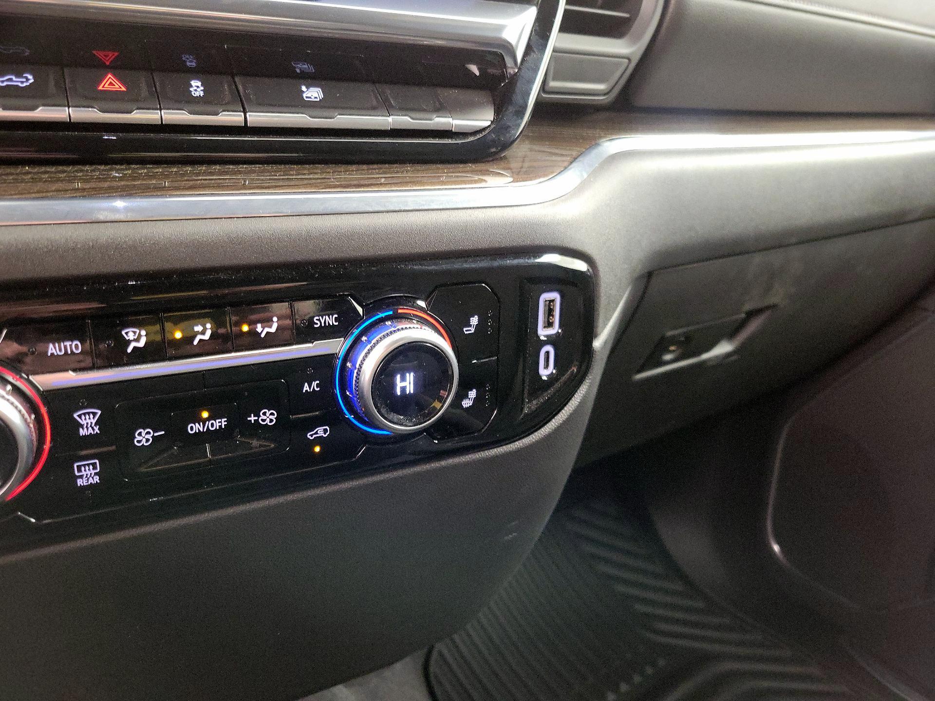 Thumbnail: 2024 GMC Sierra 1500 - 18