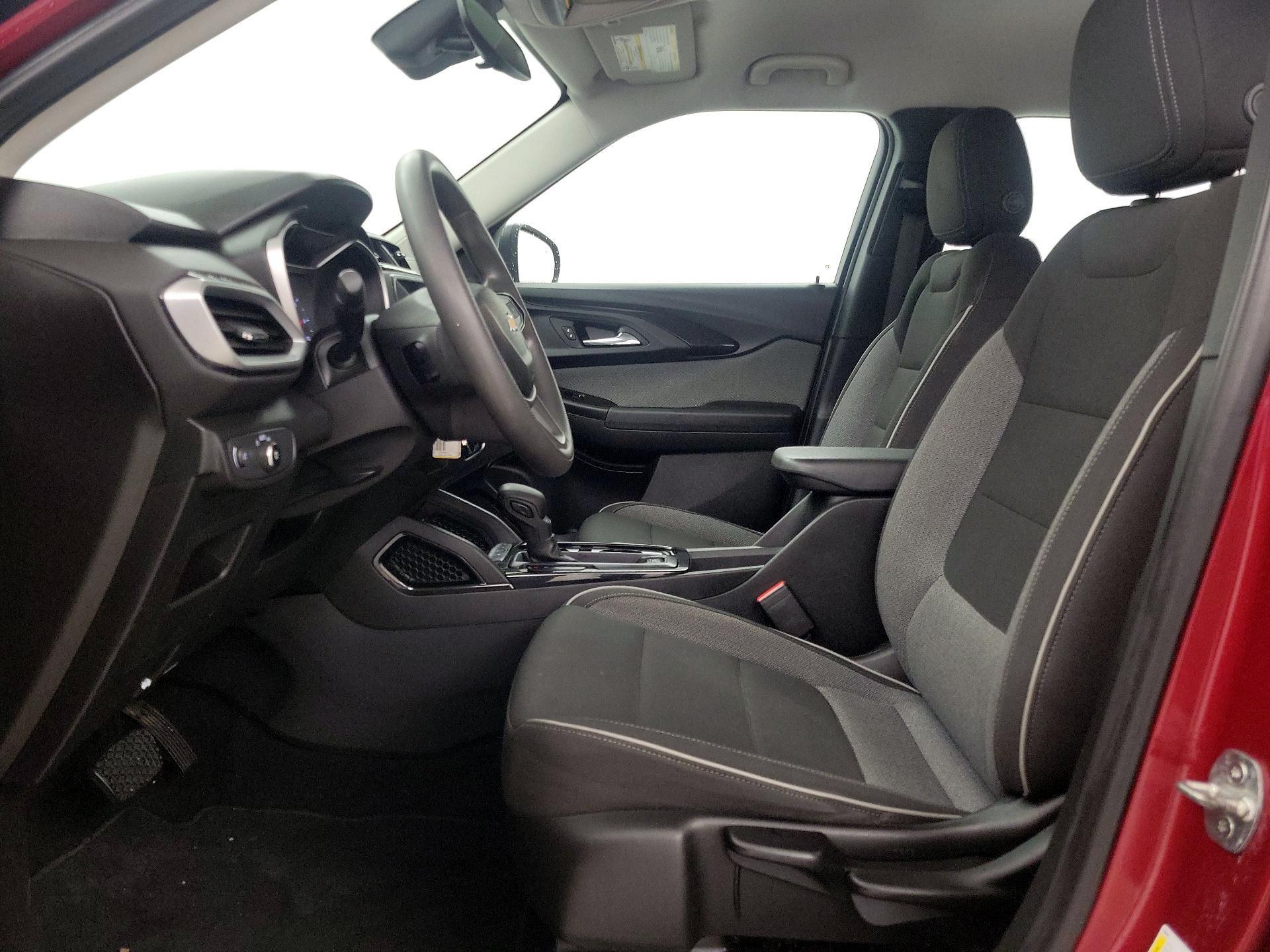 Thumbnail: 2021 Chevrolet TrailBlazer - 11