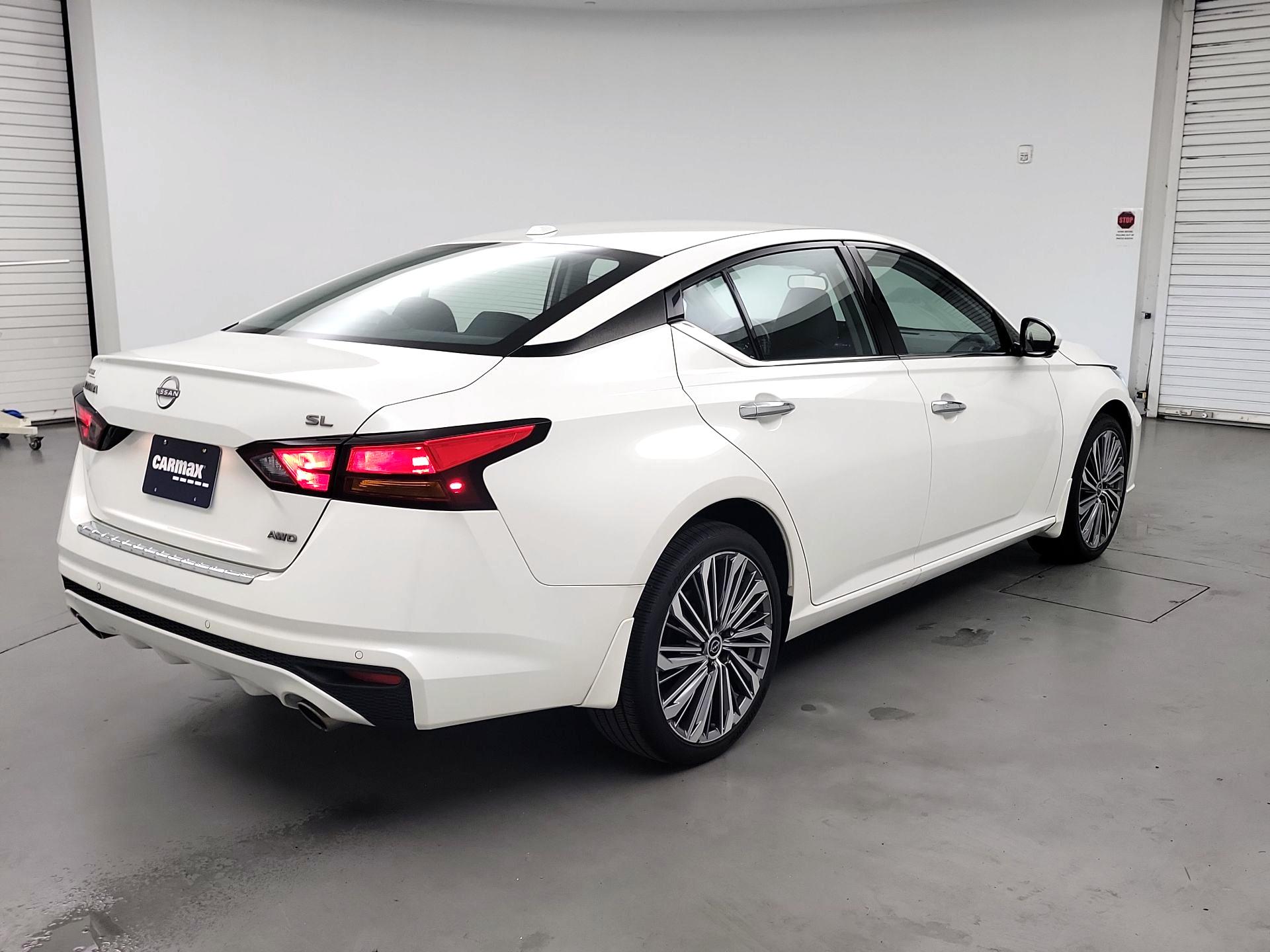 Thumbnail: 2023 Nissan Altima - 5