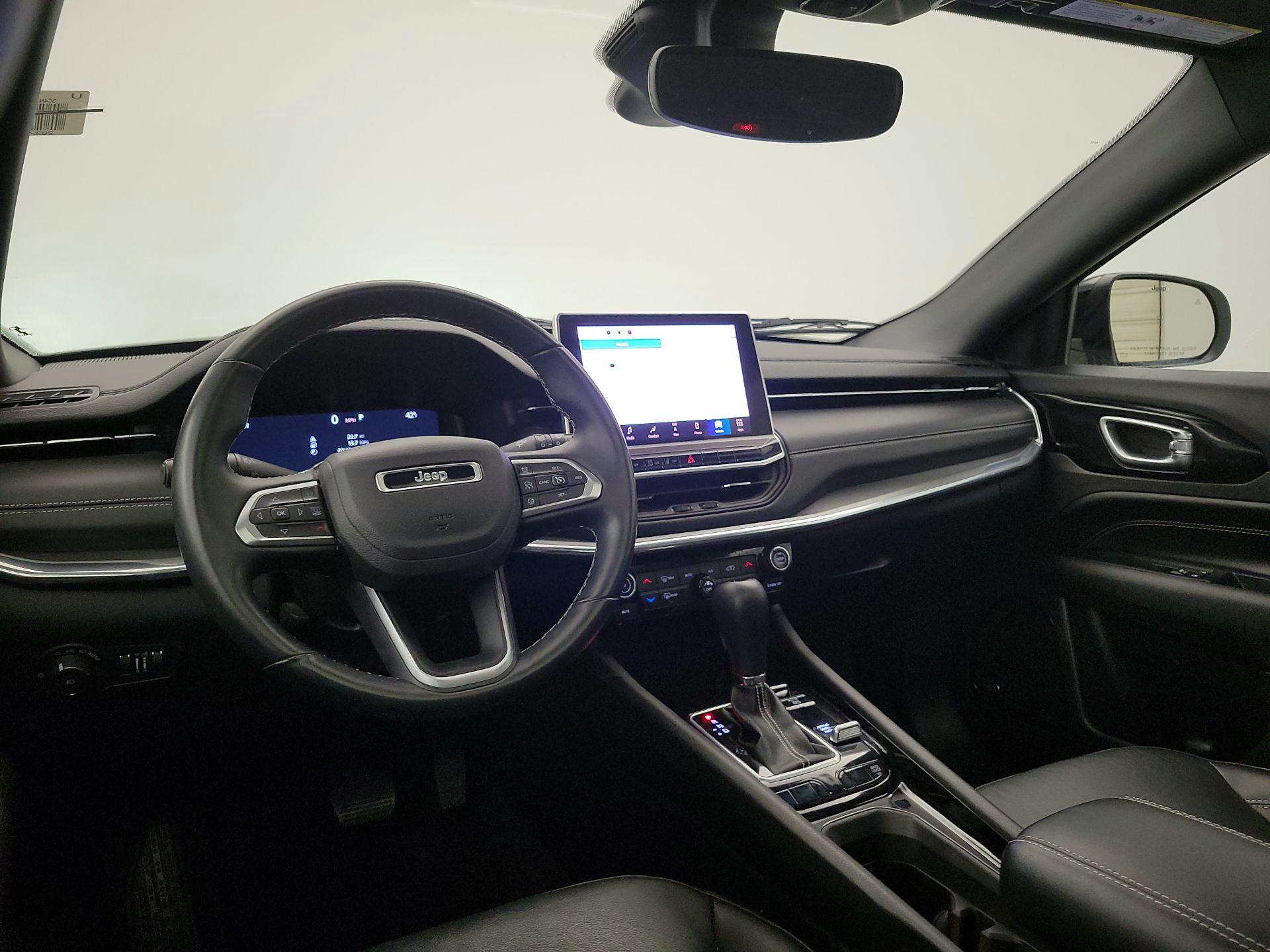 Thumbnail: 2022 Jeep Compass - 9