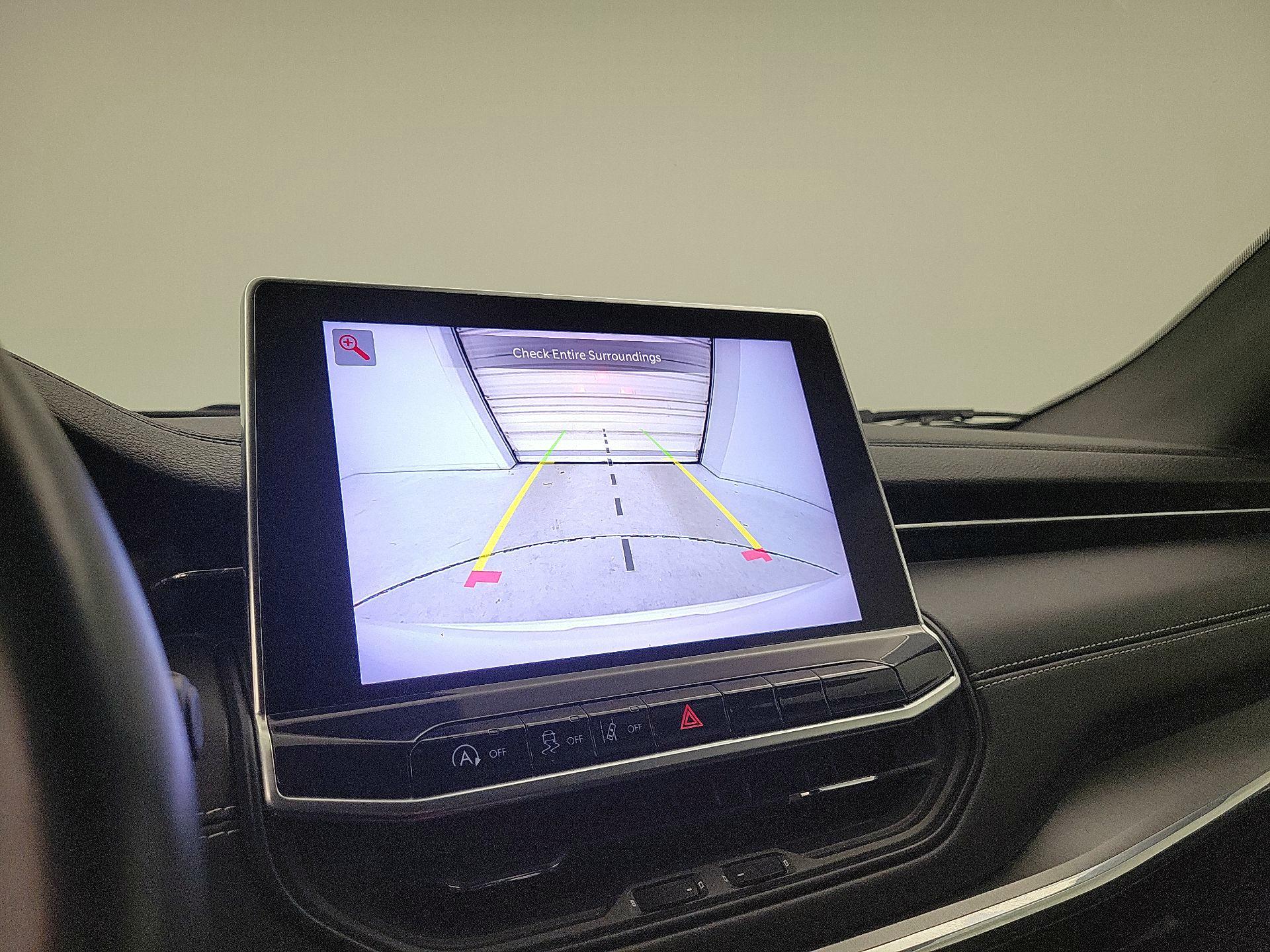 Thumbnail: 2022 Jeep Compass - 14