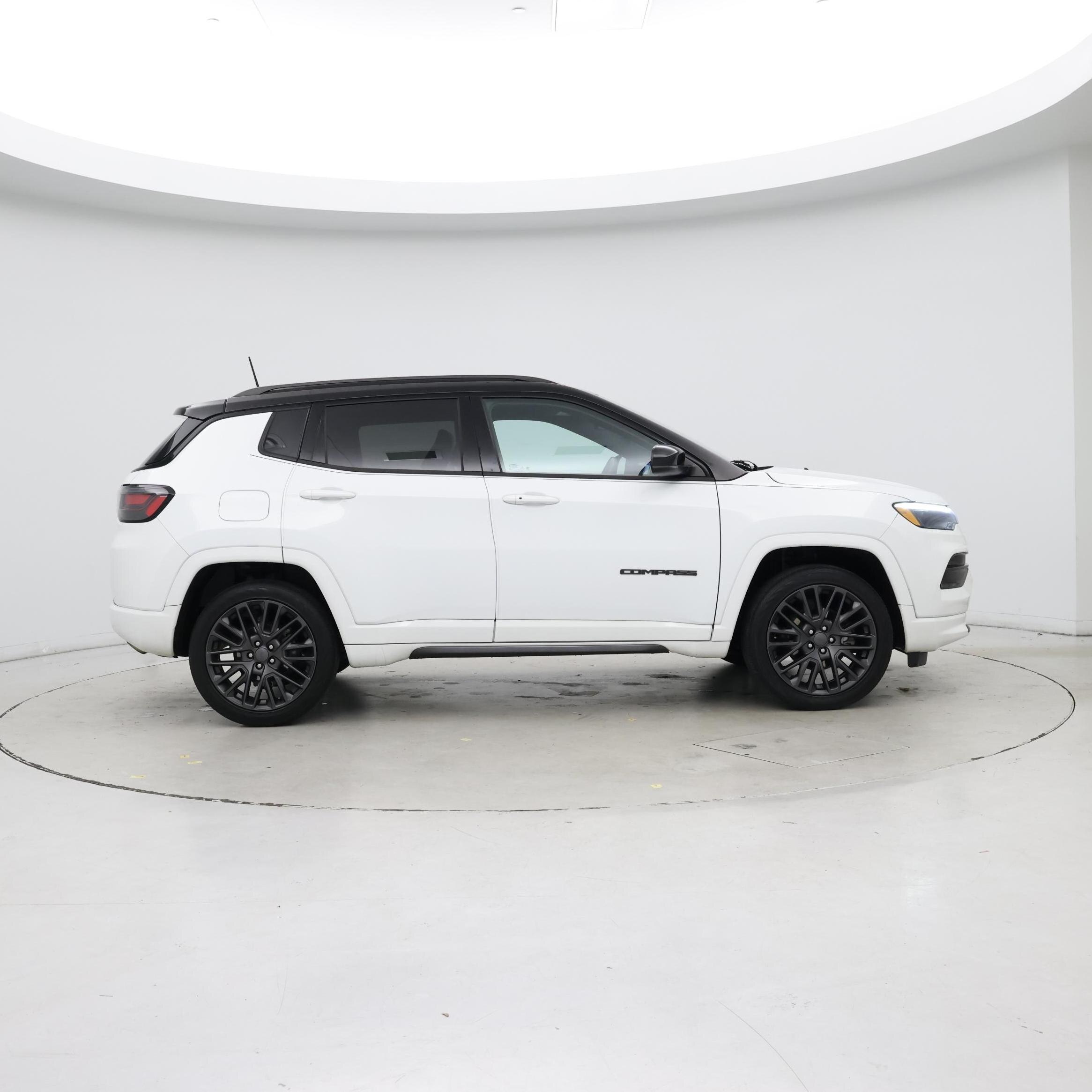 Thumbnail: 2022 Jeep Compass - 7