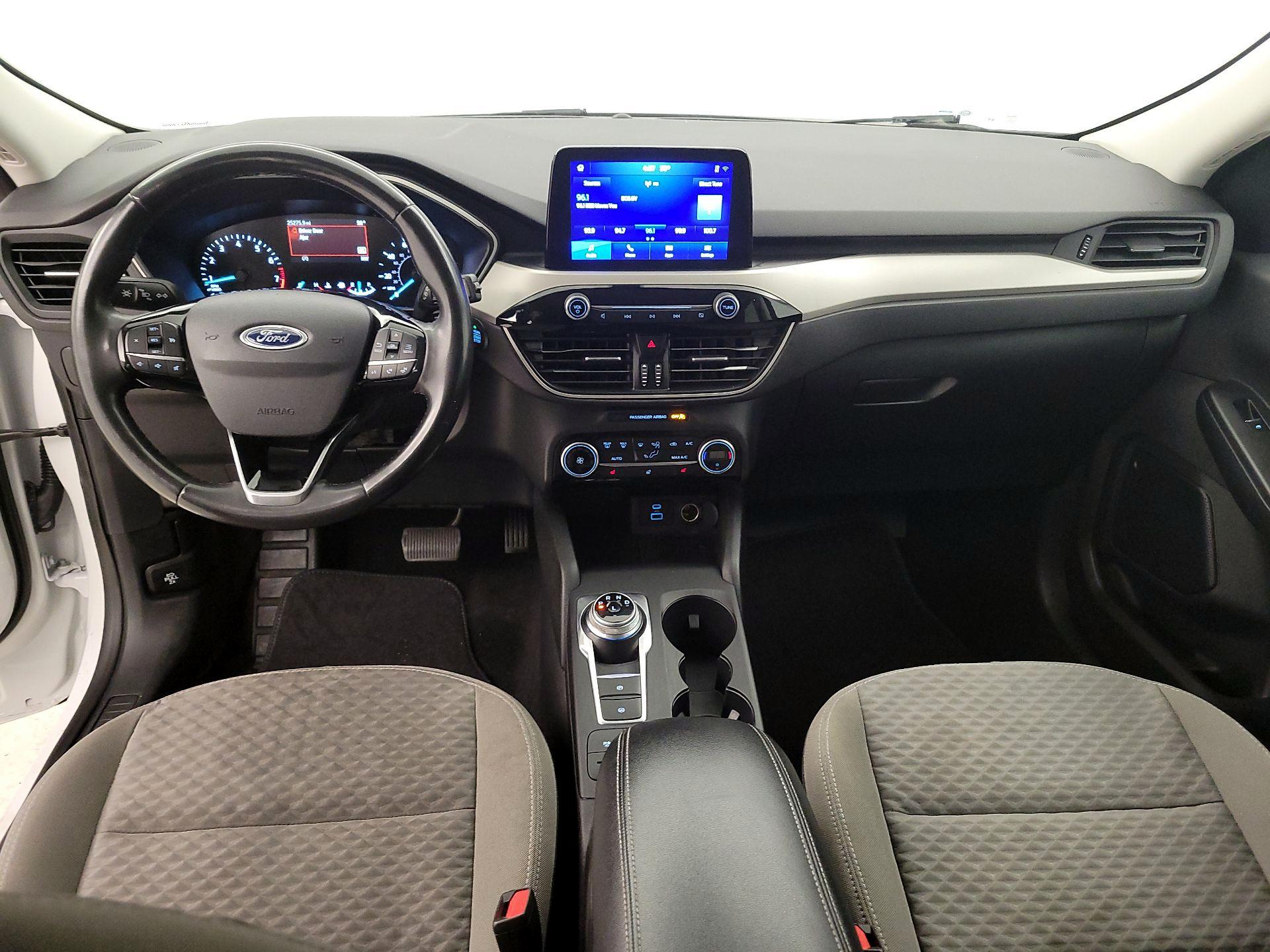 Thumbnail: 2021 Ford Escape - 9