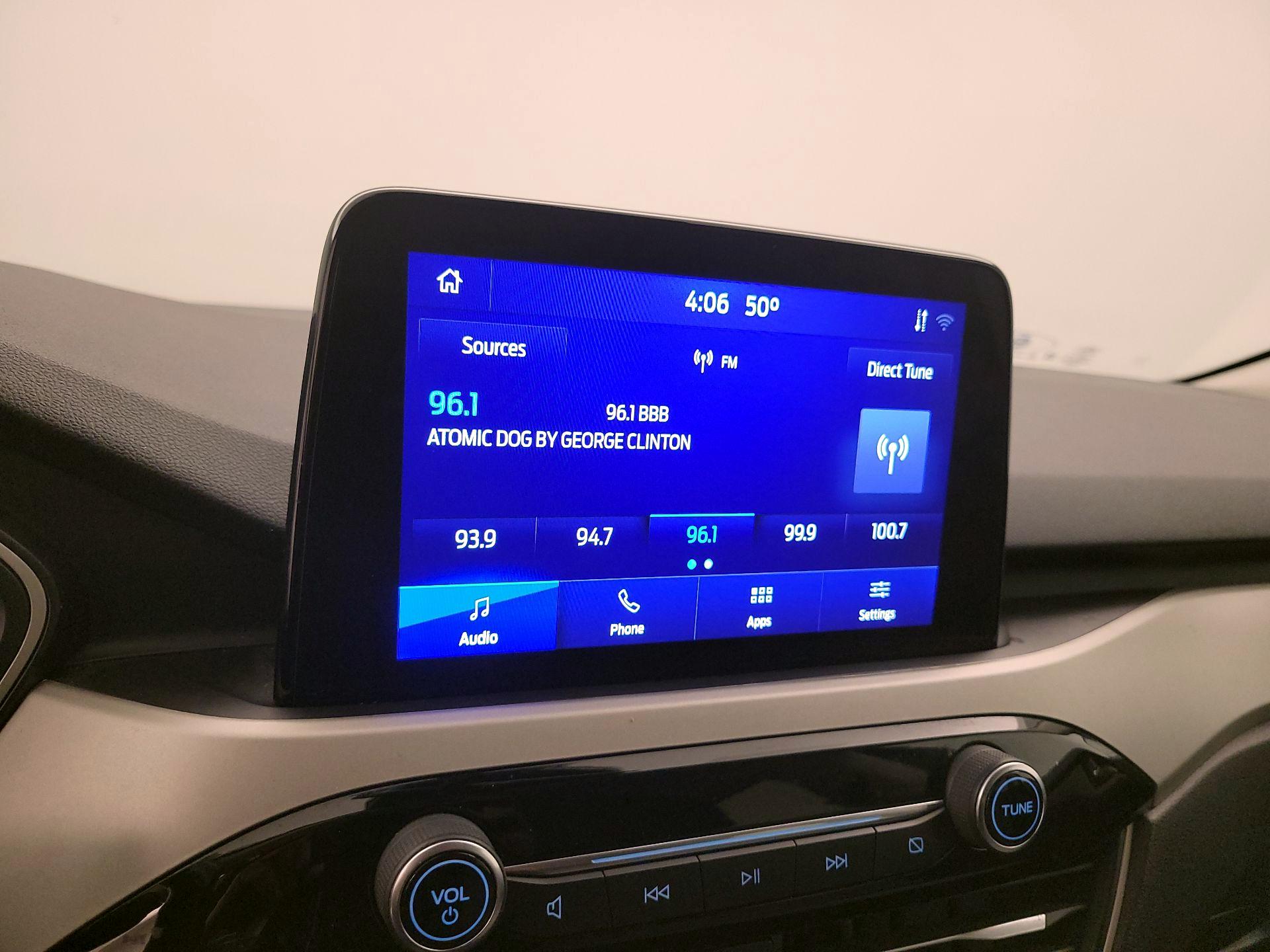 Thumbnail: 2021 Ford Escape - 15