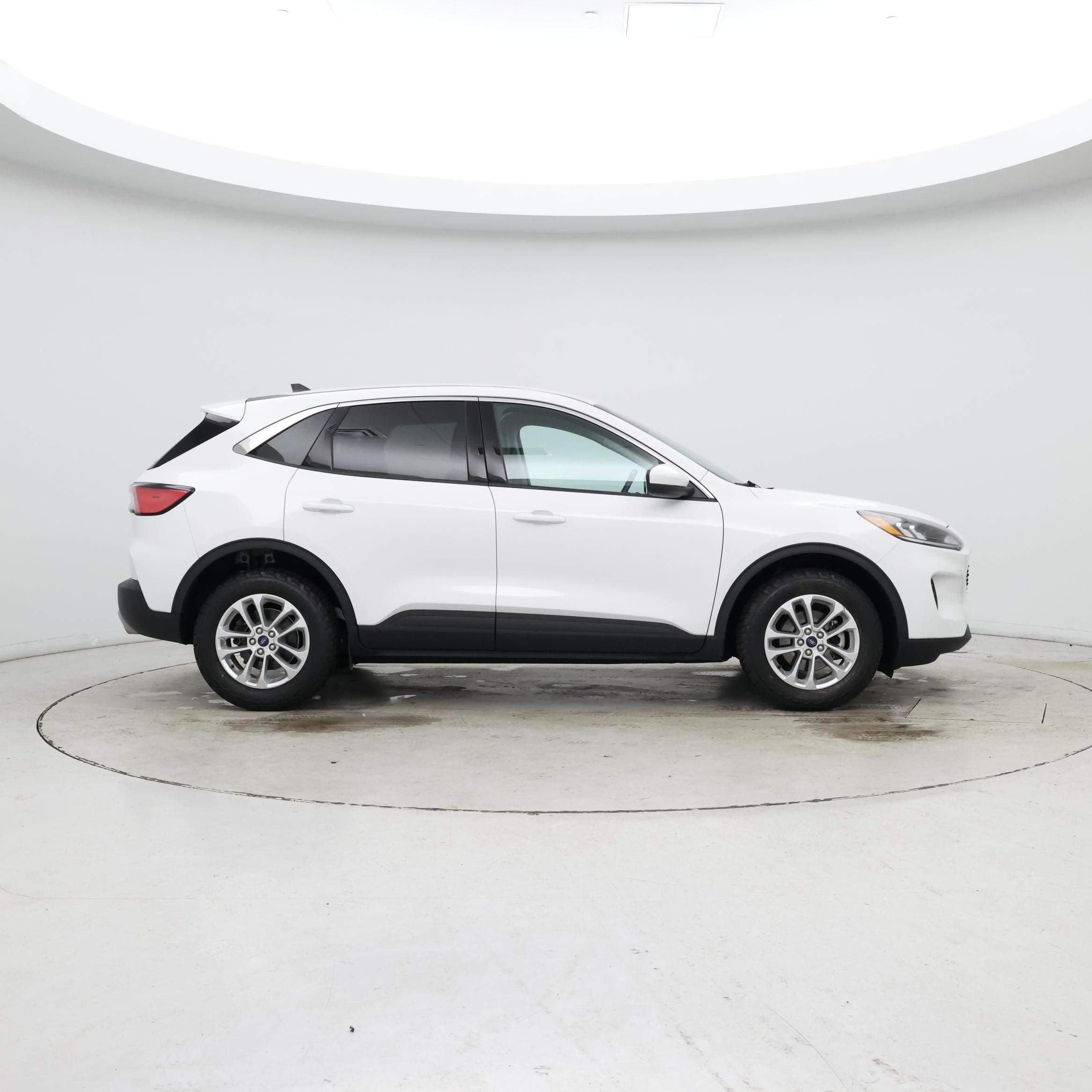 Thumbnail: 2021 Ford Escape - 7