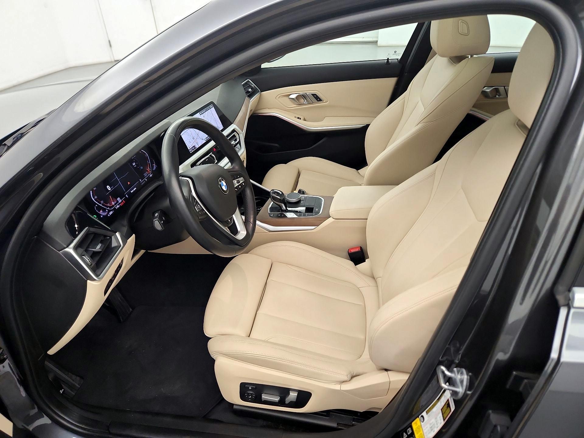 Thumbnail: 2020 BMW 3 Series - 9