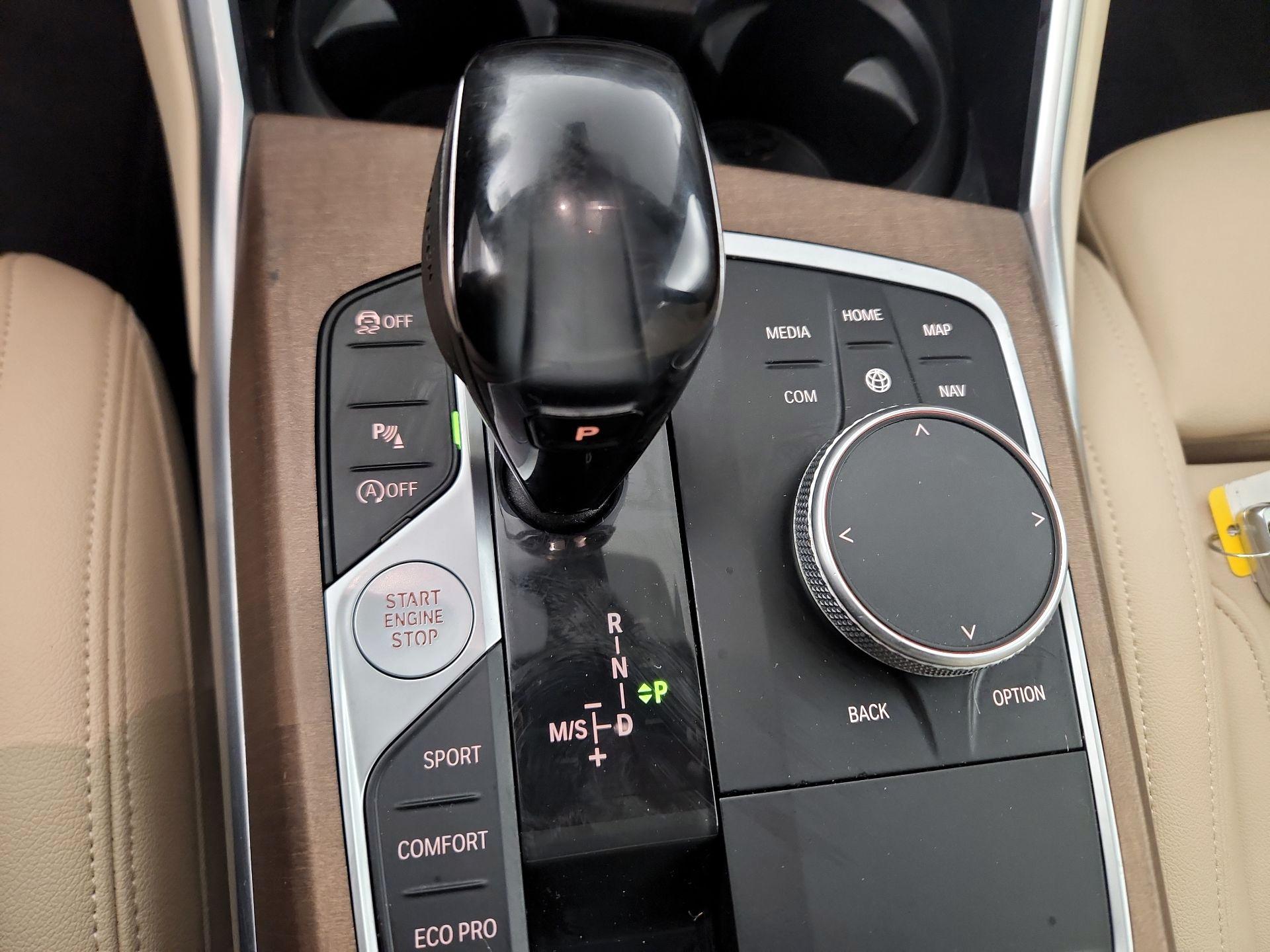 Thumbnail: 2020 BMW 3 Series - 16