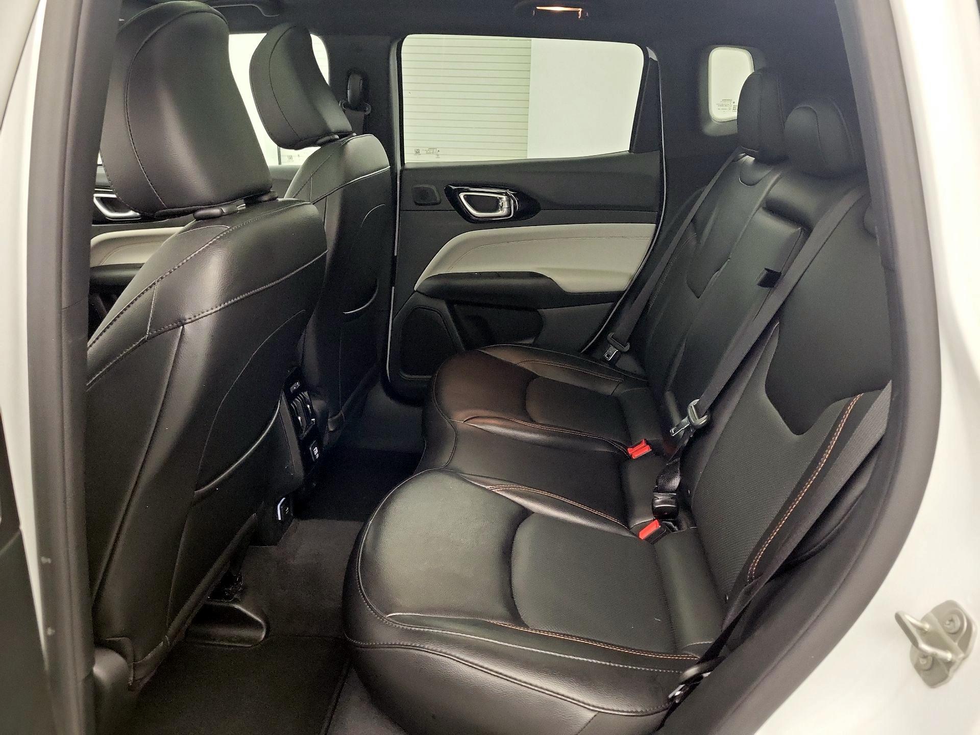 Thumbnail: 2023 Jeep Compass - 18