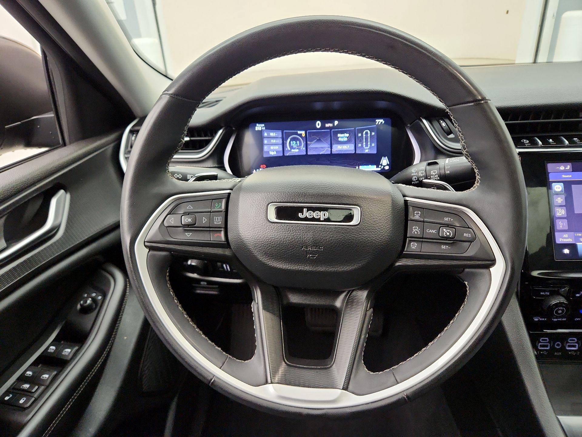 Thumbnail: 2023 Jeep Grand Cherokee L - 10