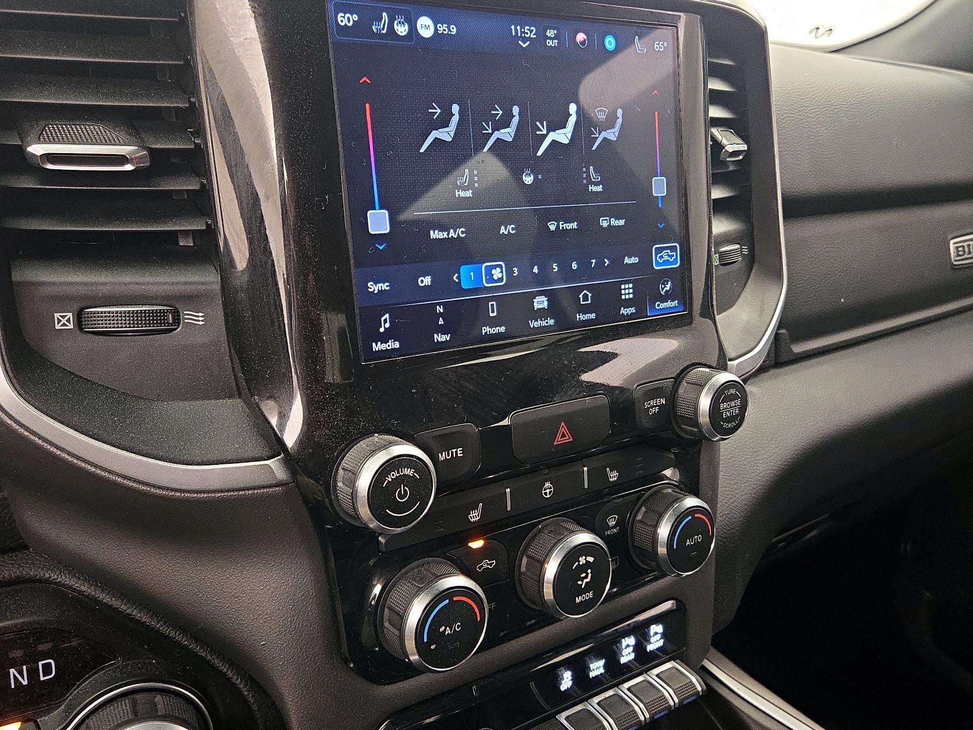 Thumbnail: 2022 RAM 1500 - 17