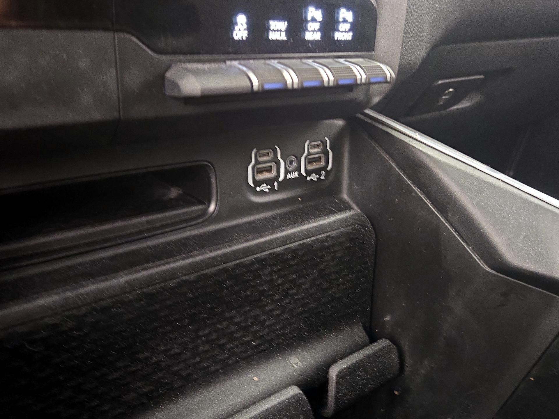 Thumbnail: 2022 RAM 1500 - 19