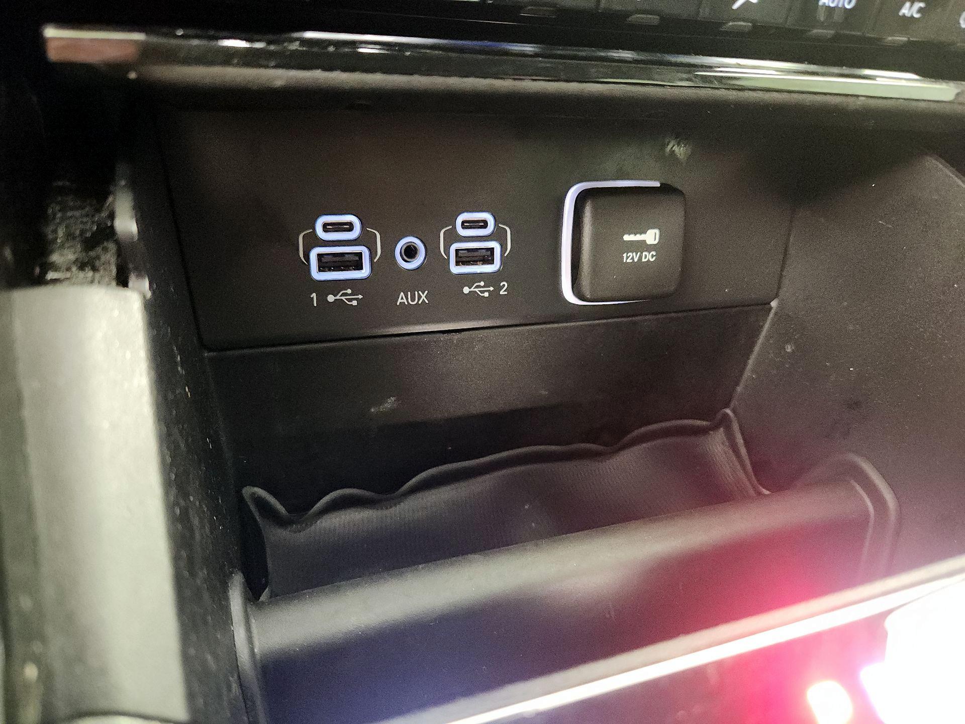 Thumbnail: 2023 Jeep Grand Cherokee - 19