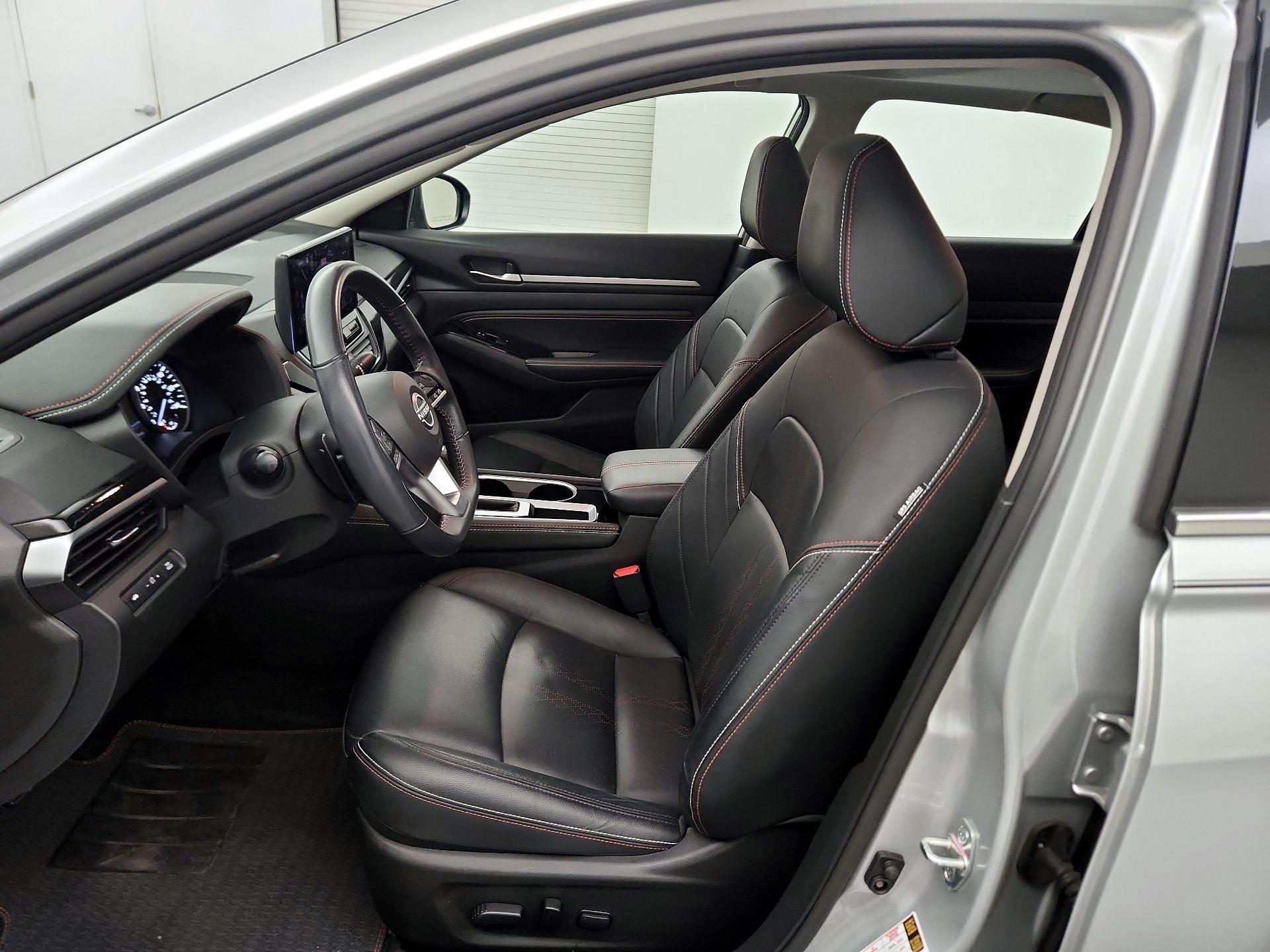 Thumbnail: 2023 Nissan Altima - 9