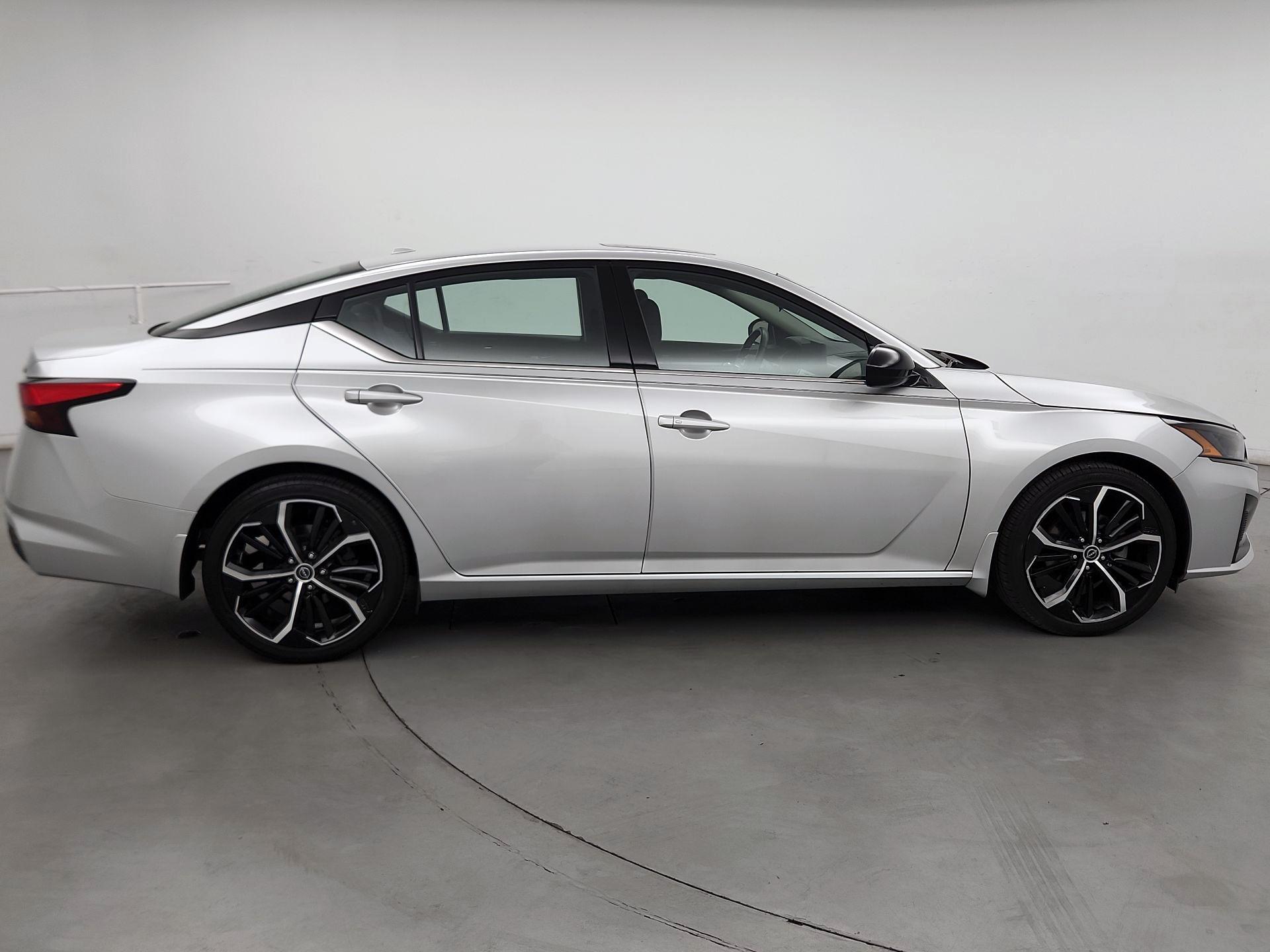 Thumbnail: 2023 Nissan Altima - 4