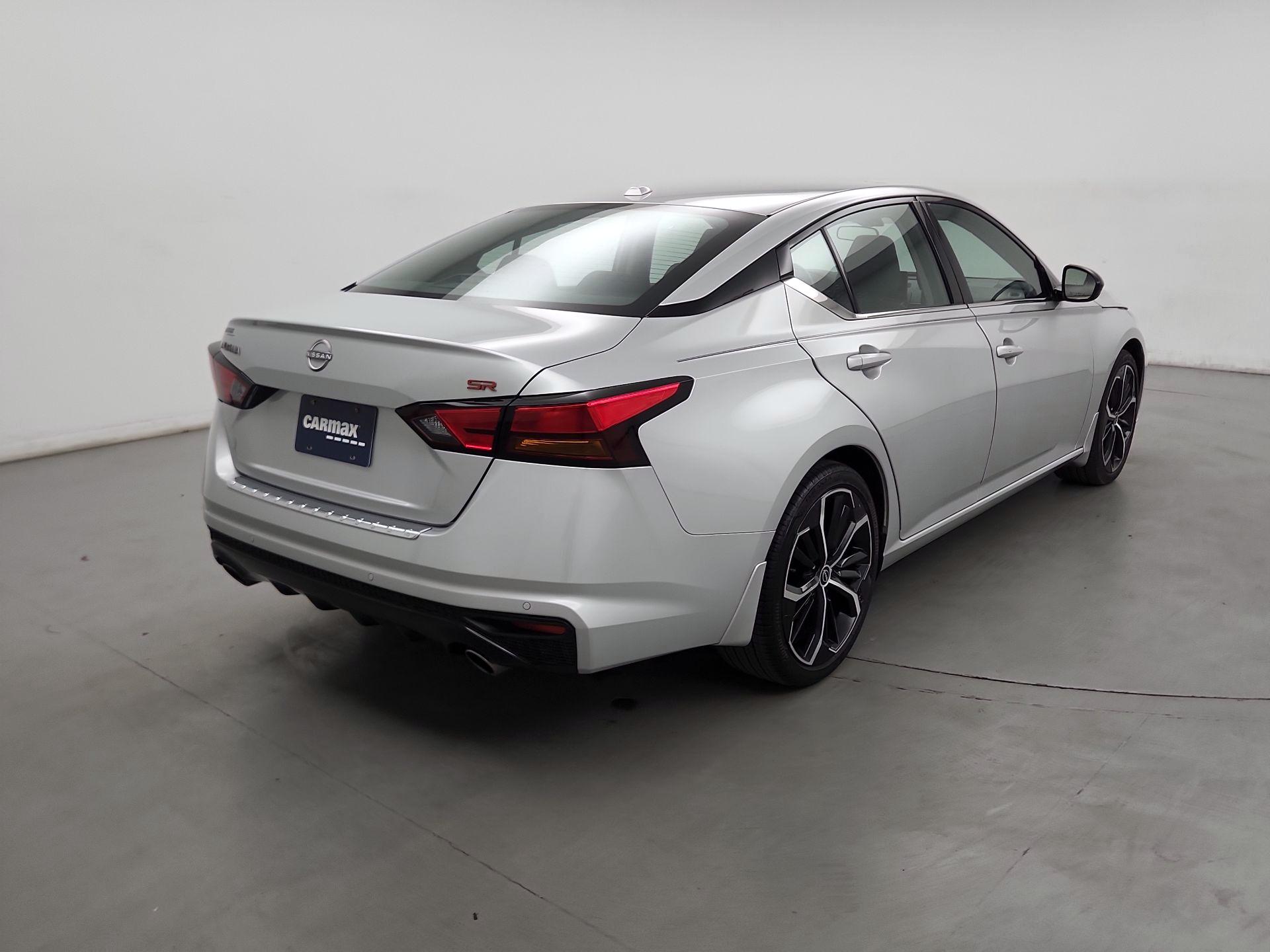 Thumbnail: 2023 Nissan Altima - 5