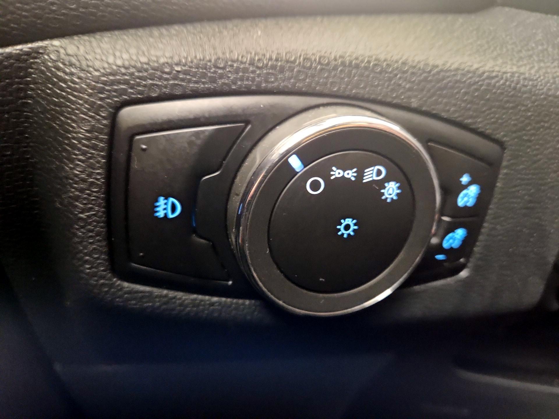 Thumbnail: 2022 Ford EcoSport - 13