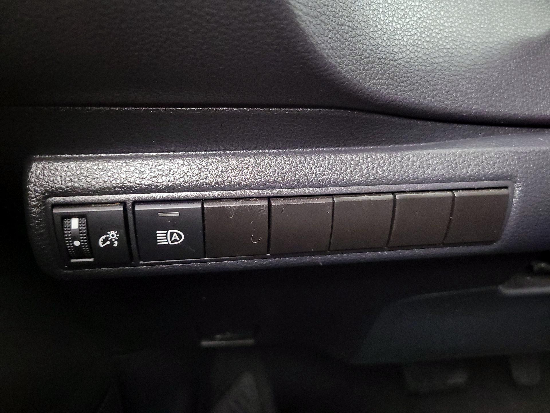 Thumbnail: 2024 Toyota Corolla - 13