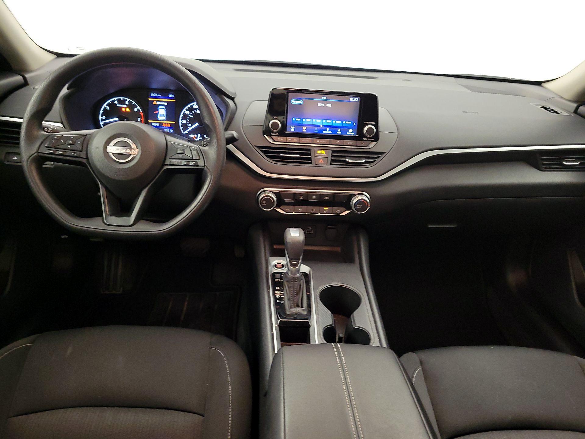 Thumbnail: 2023 Nissan Altima - 9