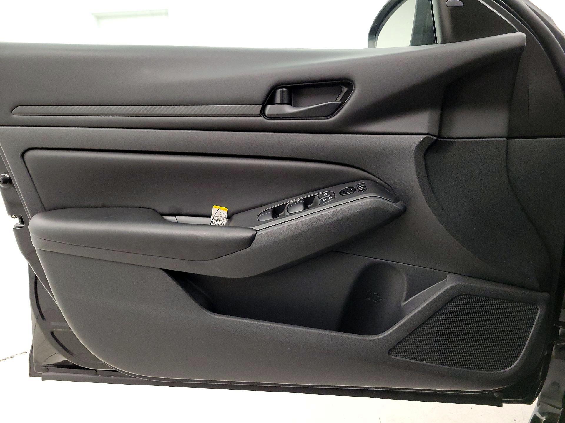 Thumbnail: 2023 Nissan Altima - 12