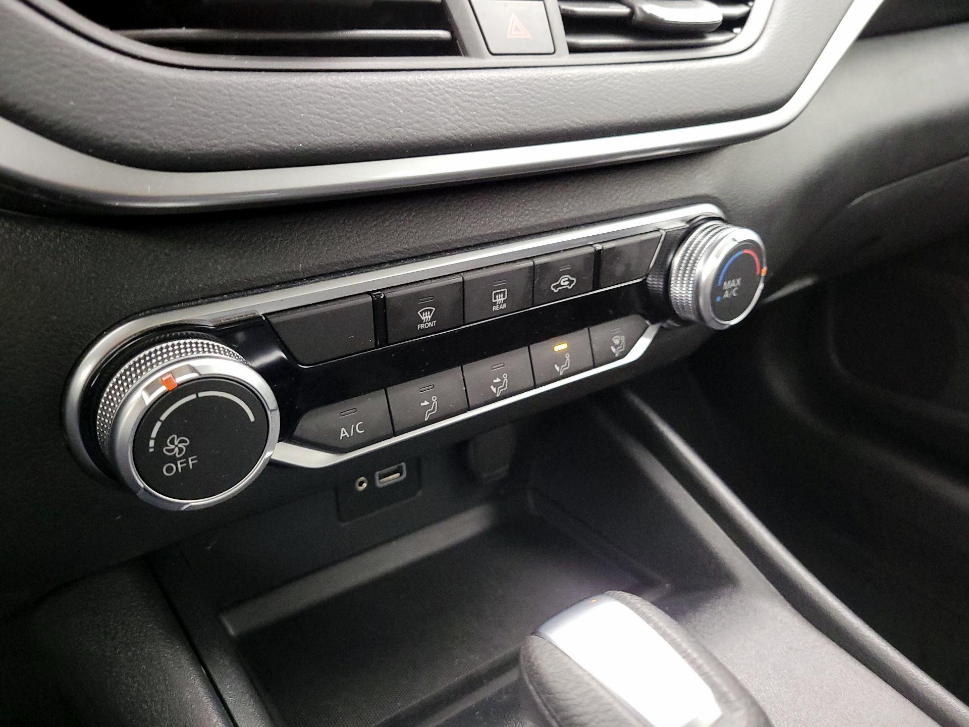 Thumbnail: 2023 Nissan Altima - 16