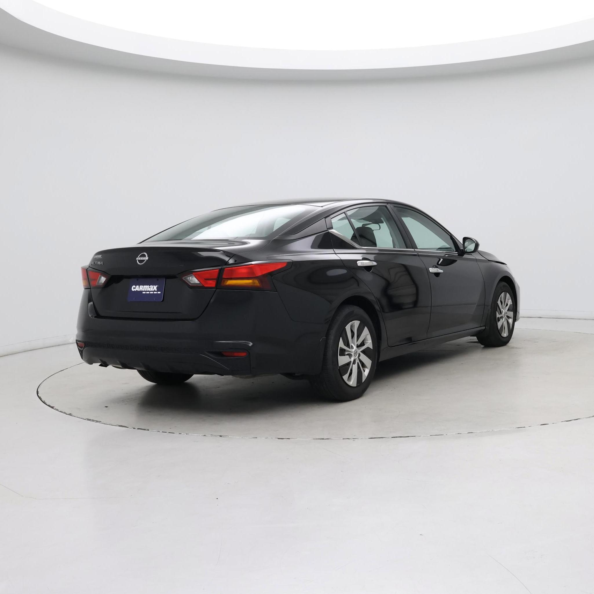 Thumbnail: 2023 Nissan Altima - 8