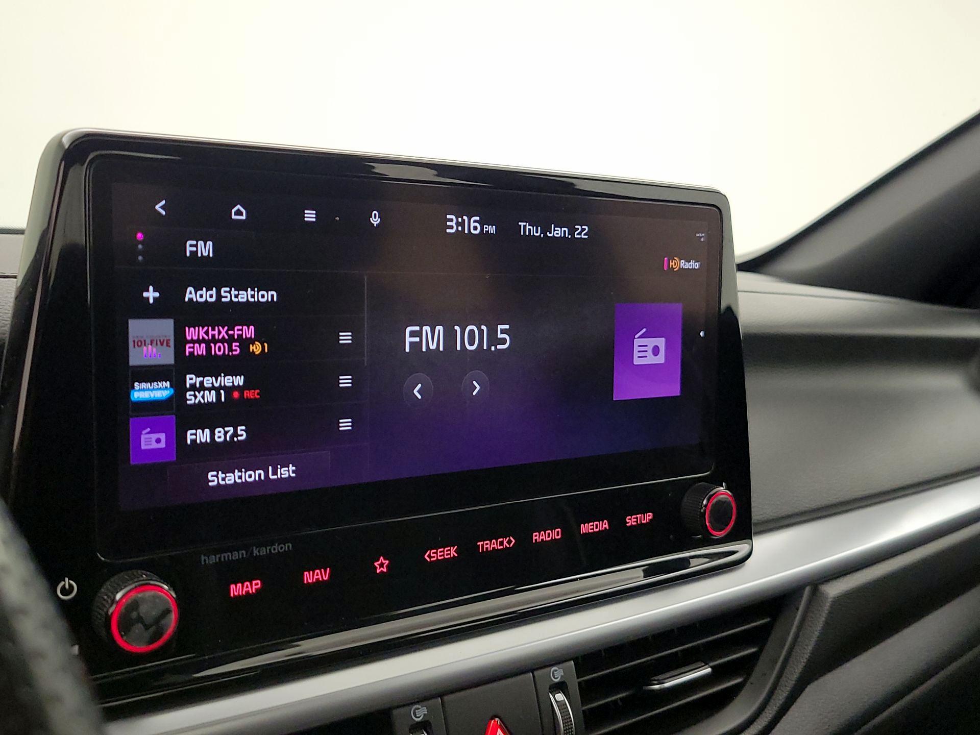 Thumbnail: 2023 Kia Forte - 16