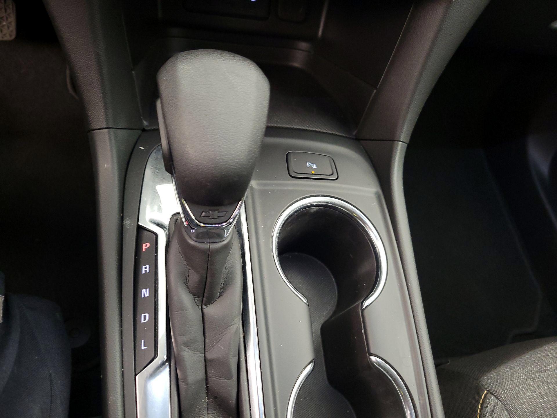 Thumbnail: 2023 Chevrolet Equinox - 17