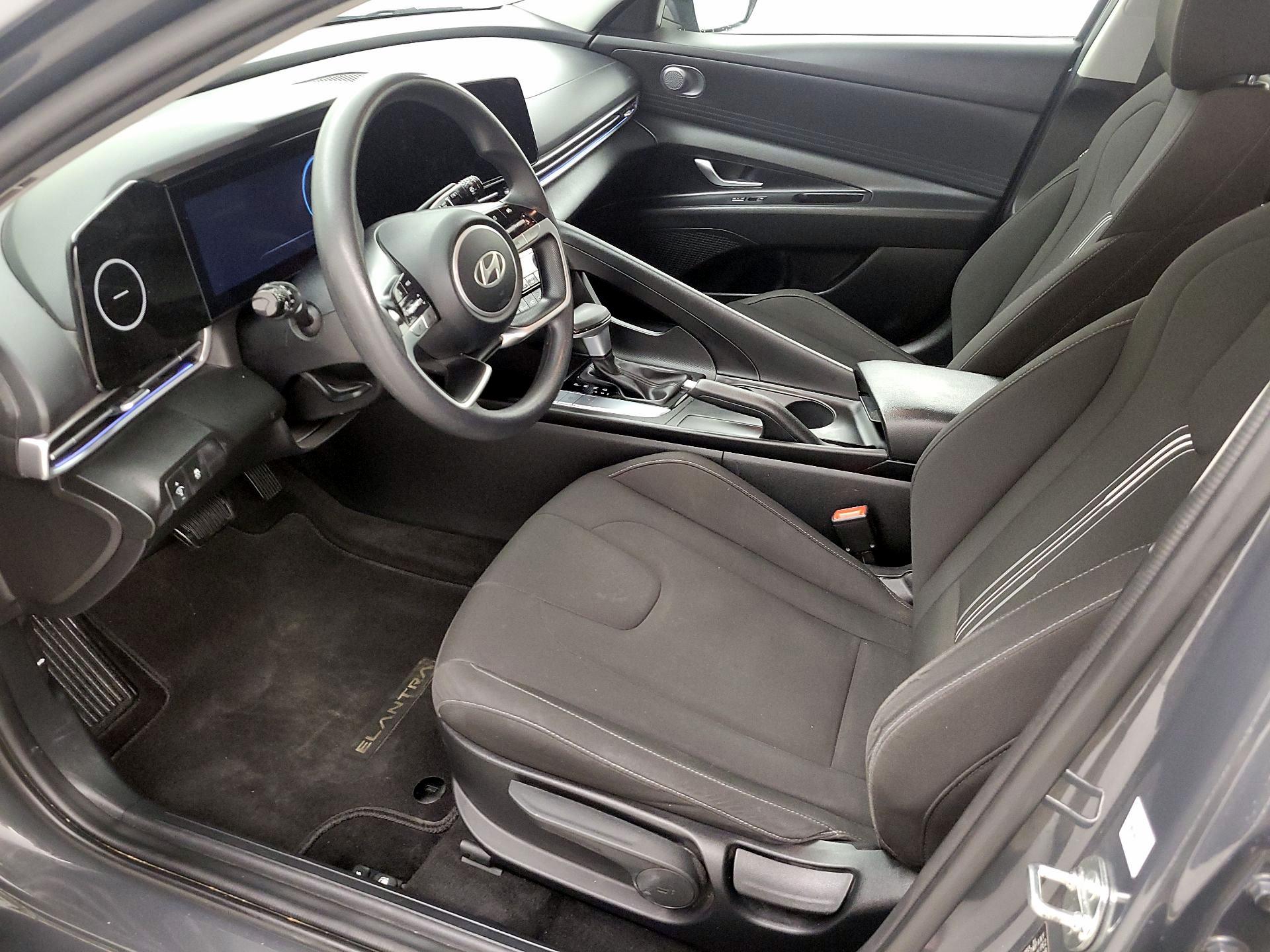 Thumbnail: 2024 Hyundai Elantra - 11