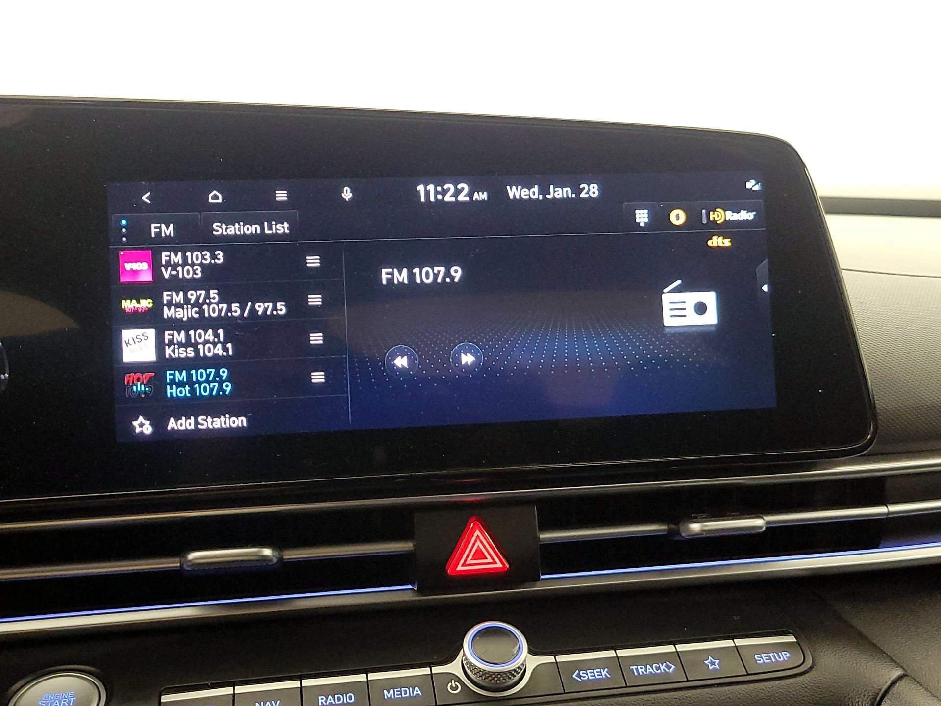 Thumbnail: 2024 Hyundai Elantra - 16