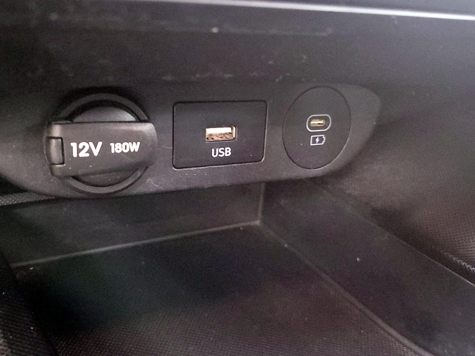 Thumbnail: 2024 Hyundai Elantra - 19