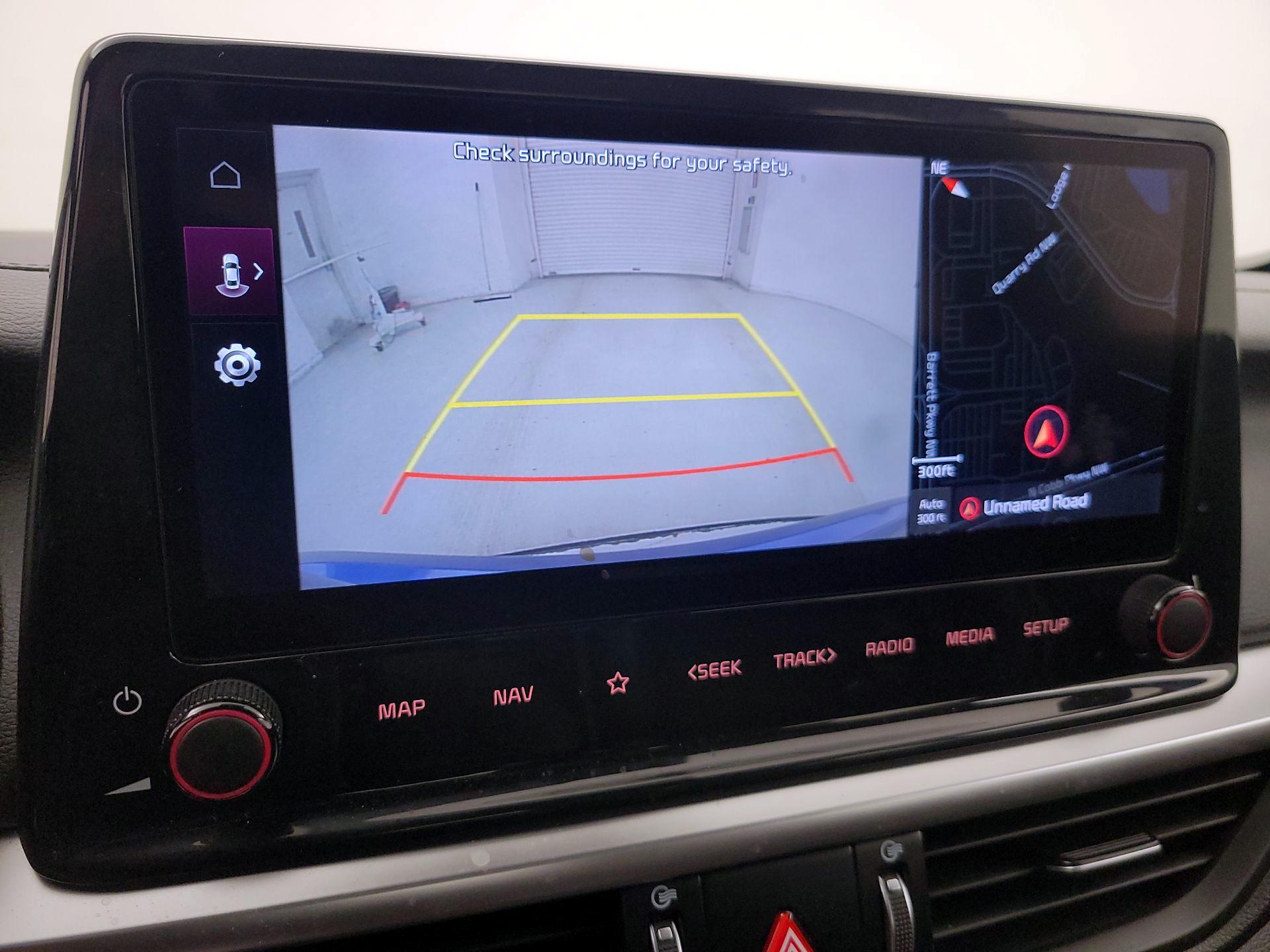 Thumbnail: 2022 Kia Forte - 15