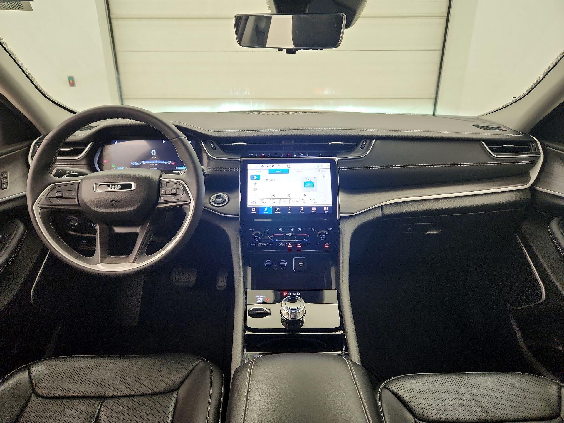 Thumbnail: 2023 Jeep Grand Cherokee - 9