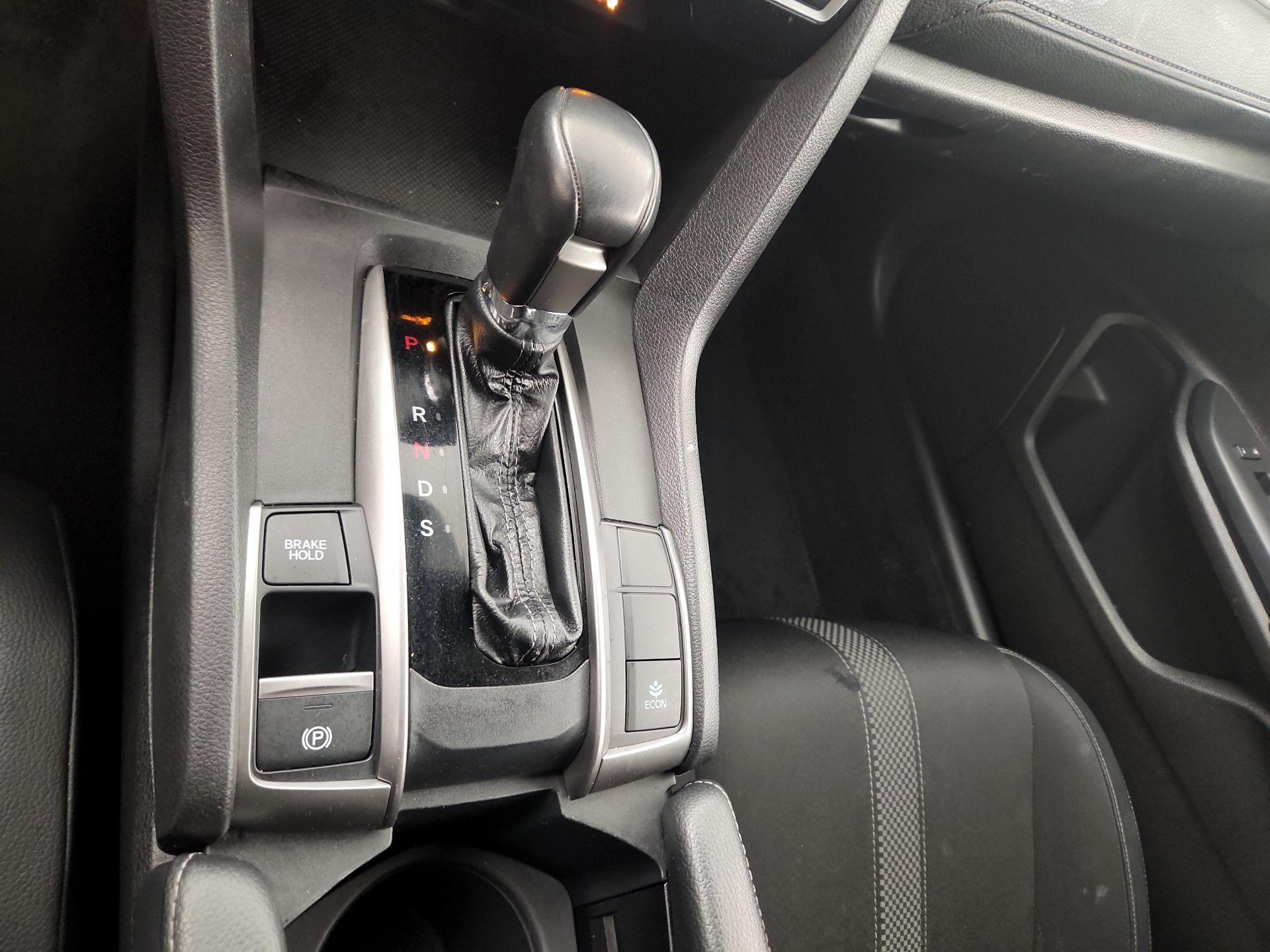 Thumbnail: 2020 Honda Civic - 15