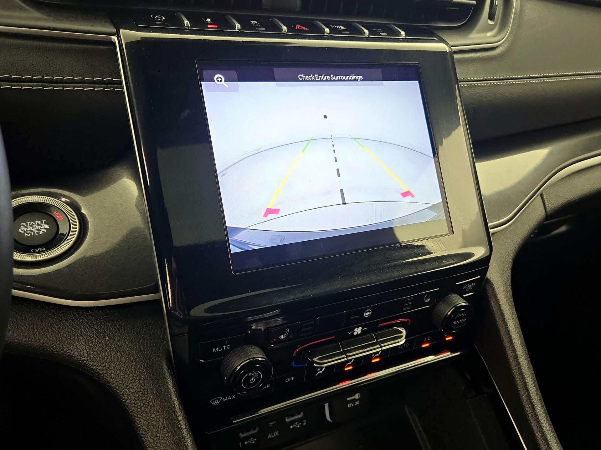 Thumbnail: 2022 Jeep Grand Cherokee - 14