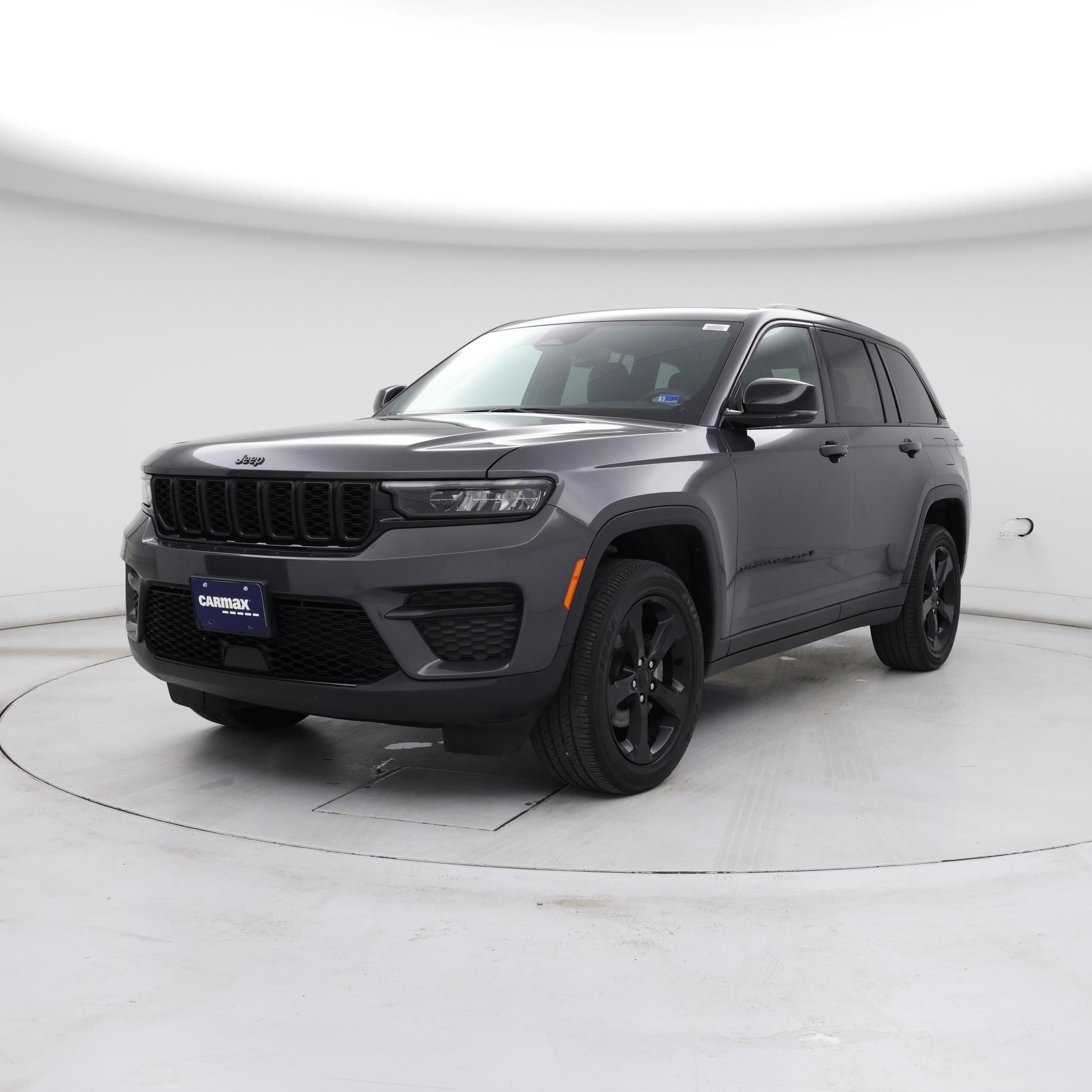 Thumbnail: 2022 Jeep Grand Cherokee - 4